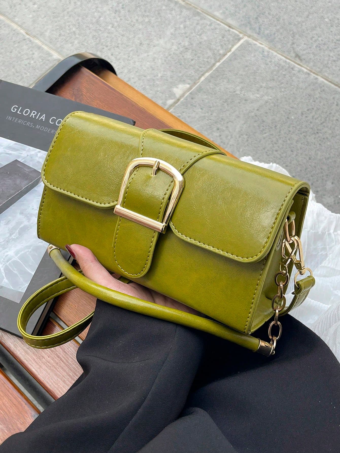 New Artificial Leather Decorative Small Square Bag Women's Fashion Minimalist One Shoulder Crossbody Bag Lock Closure Commuter Underarm Bag Versatile Elegant Daily Vacation Women's Small Handbag