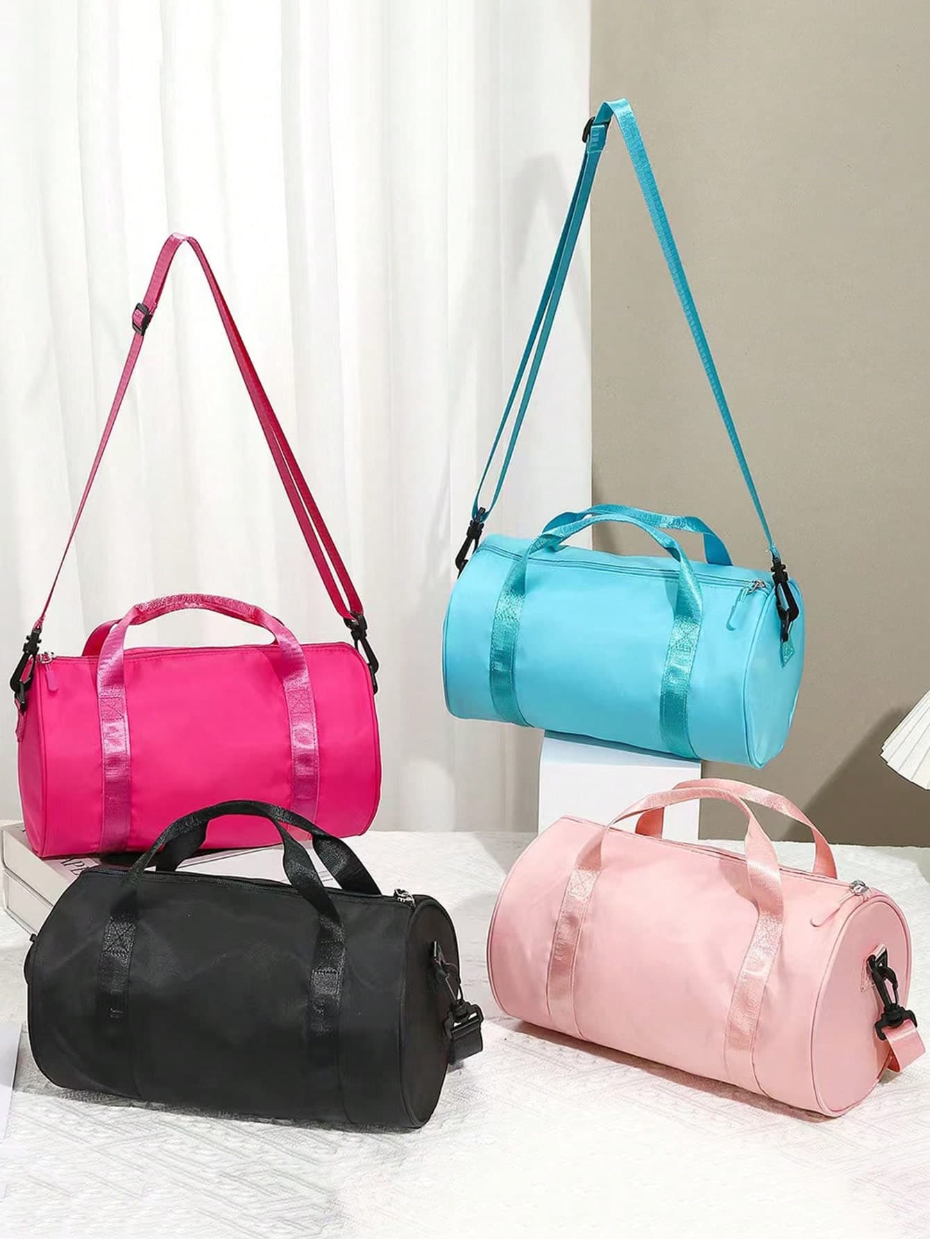 1pc Sports & Fitness Bag, Large Capacity Travel Duffel Bag, Wet & Dry Separation, Lightweight And Convenient For Men And Women