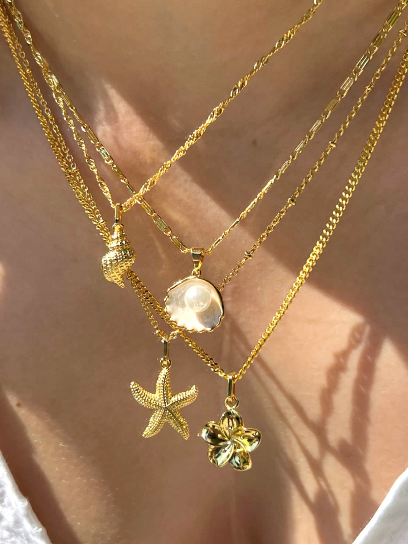 4-Piece Shell, Starfish, Pearl Flower Metal Multi-Element Pendant Necklace Set, Fashion Layered Elegant Vintage Retro Design, Suitable For Holiday, Party, Gift, Daily Wear, Beach Resort