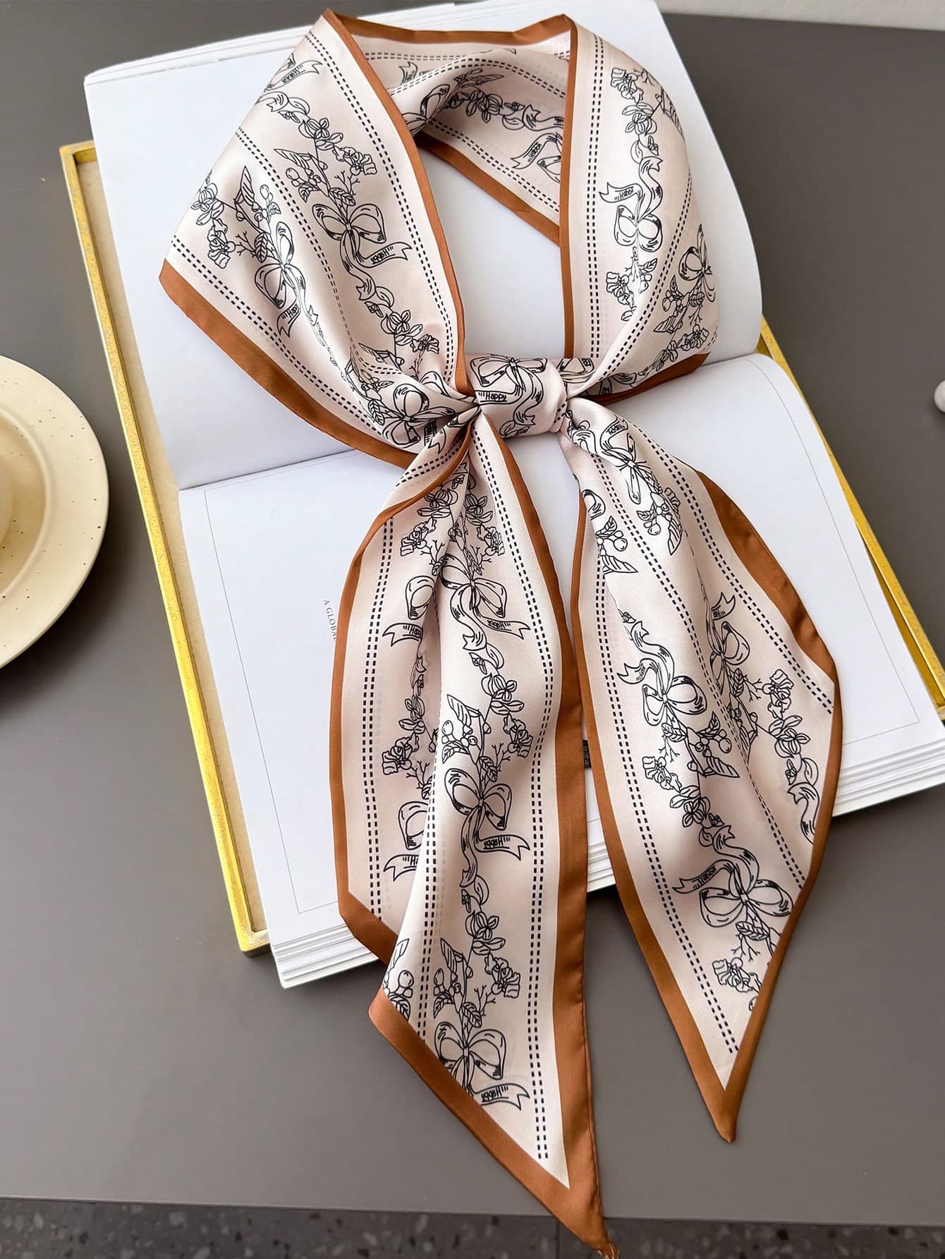 1pc Reversible Horse Chain Print Satin Scarf, Women Dress, Shorts, Belt, Bag, Hat, Ribbon, Waist Belt