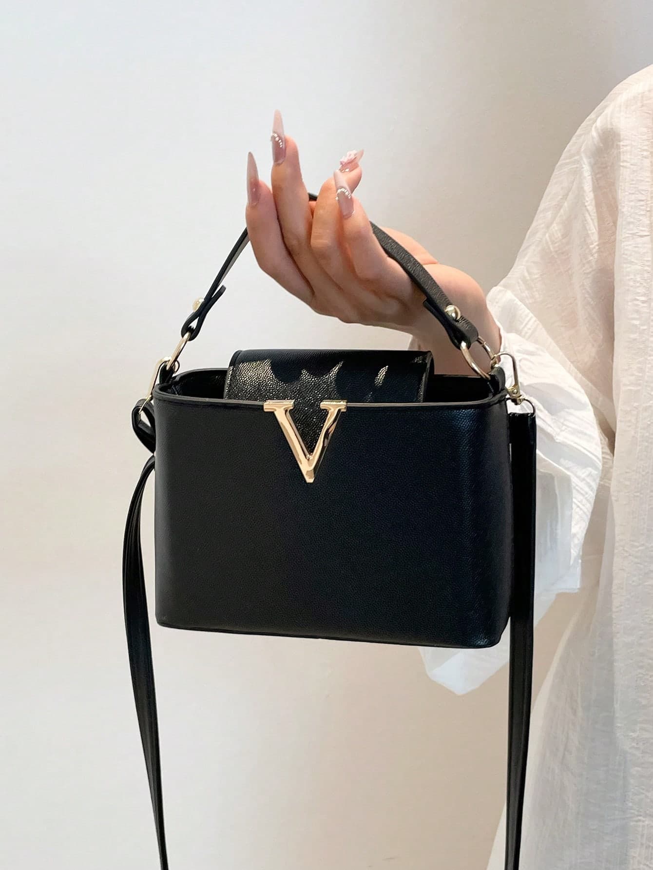 Fashionable Mini Solid Color Minimalist Metal Lock Decor Waterproof PU Tote Bag, Suitable For Shopping, Carrying, Young Women