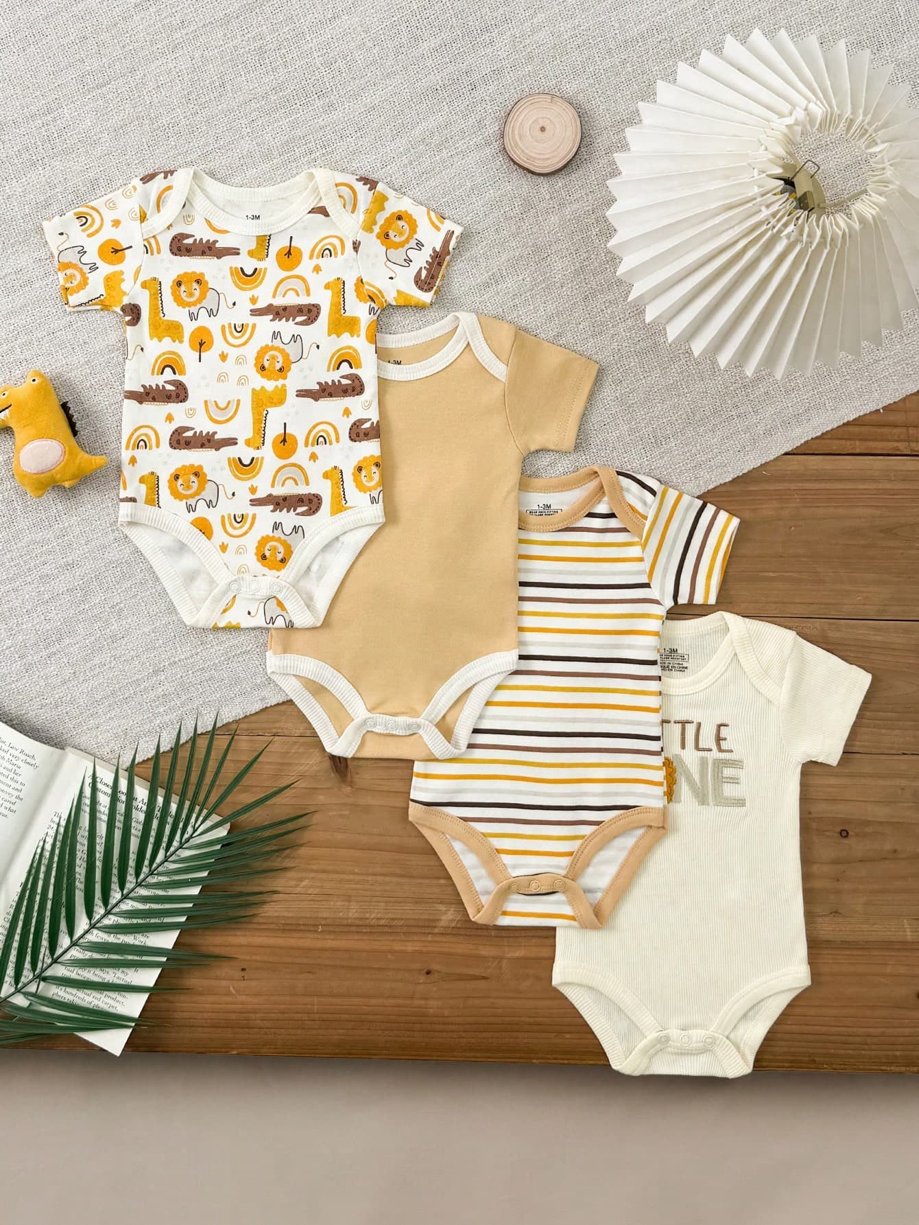 4 PCS Infant Boy Girl 0-12 Months Pure Cotton Casual Short Sleeves Cute Cartoon Baby Bodysuits Four Seasons