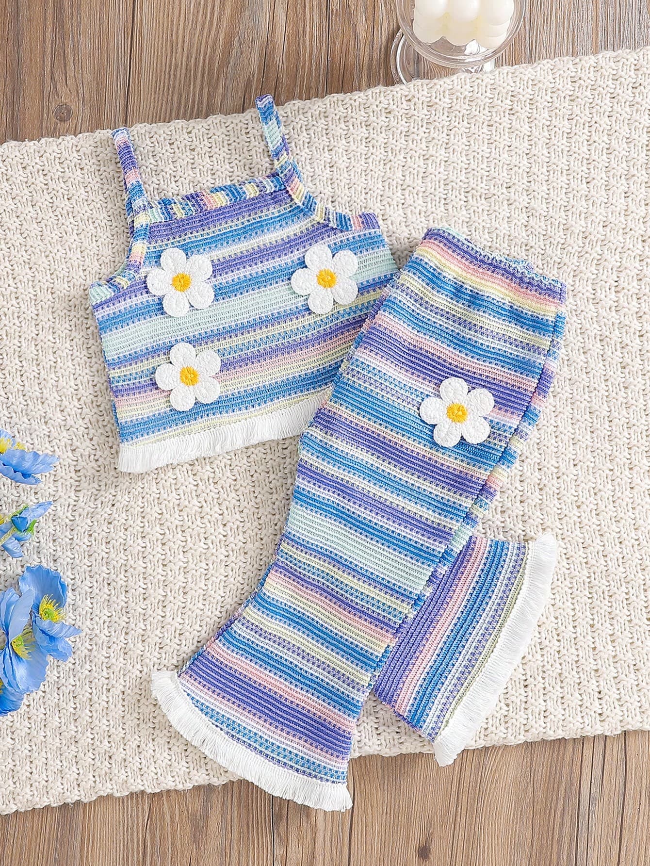 2pcs Baby Girl Colorful Textured Fabric Fringe Trim Flower Crochet Cami Top & Casual Bell-Bottom Pants Set, Summer