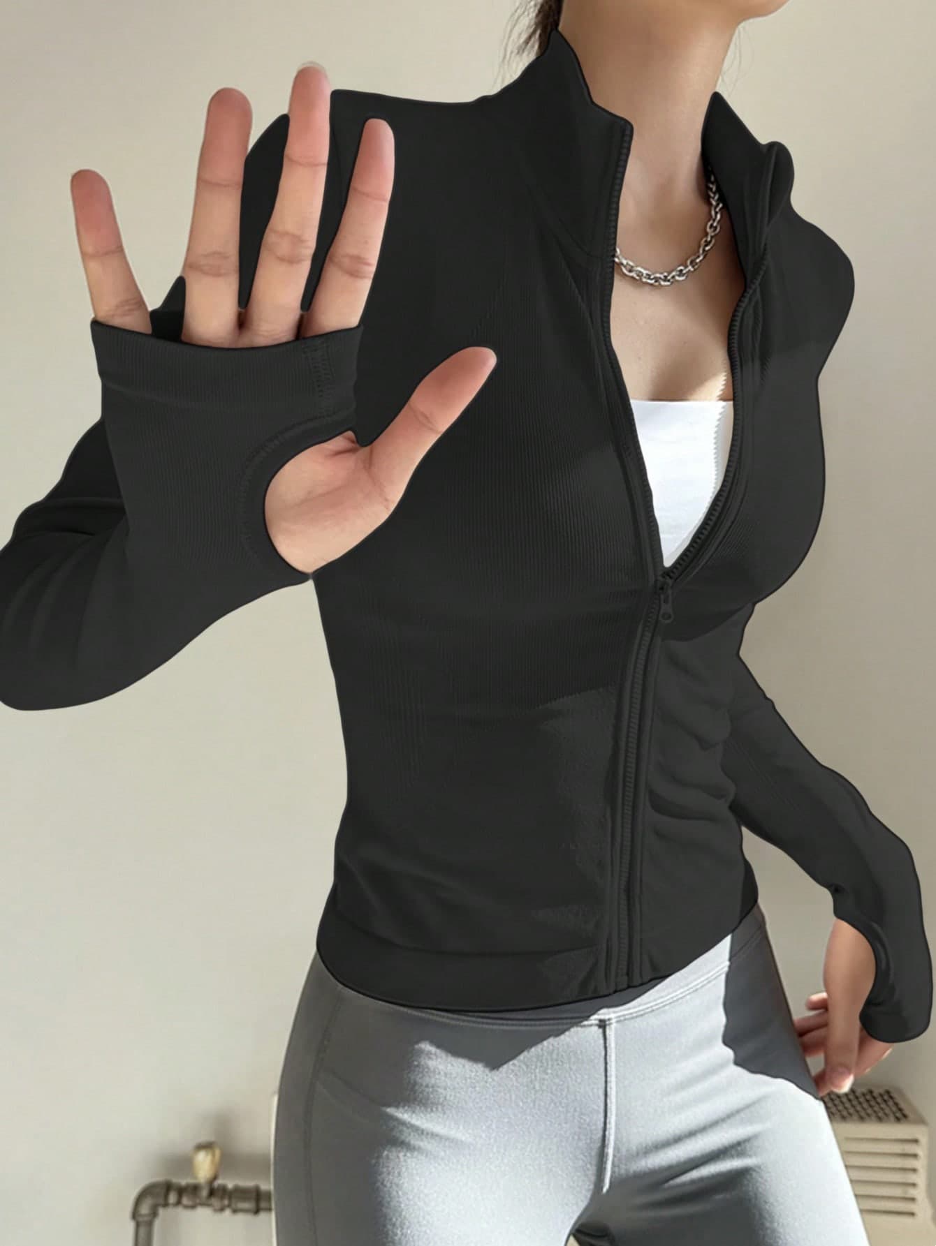Women's Professional Seamless Zipper Jacket, Tight-Fitting Activewear For Running, Gym, Yoga Black Spring Sports