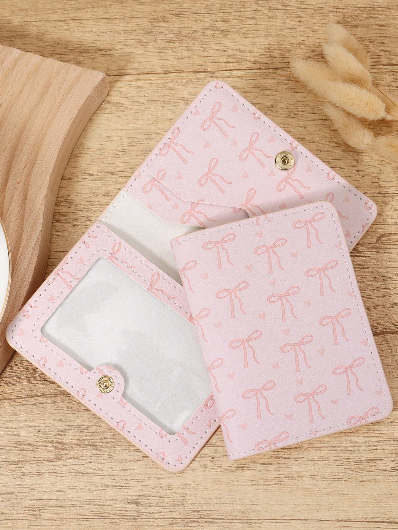 Pink Bow & Heart Pattern Mini Wallet, Fashion Minimalist Card Holder, Slim Lightweight Portable, Can Hold Cash, ID, Credit Cards, Coins, Suitable As Birthday, Anniversary Gift For Lover, Women, Girls, Teens, College Students, Men