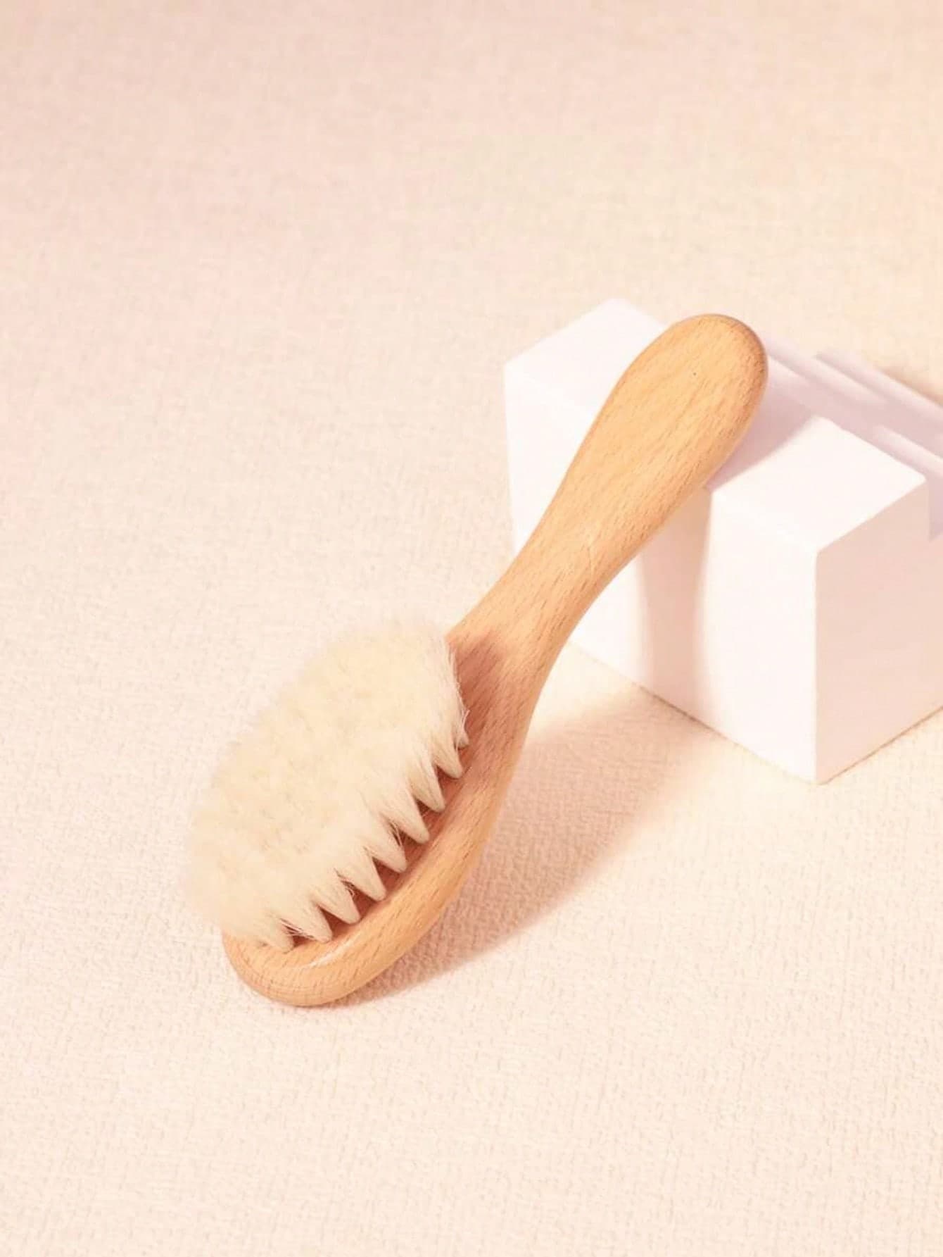 1pc Small Baby Soft Hair Brush, For Baby Face Washing & Hair Cleaning, Baby Shower Gift, Newborn Baby Supplies, Gift For Baby Boy And Girl