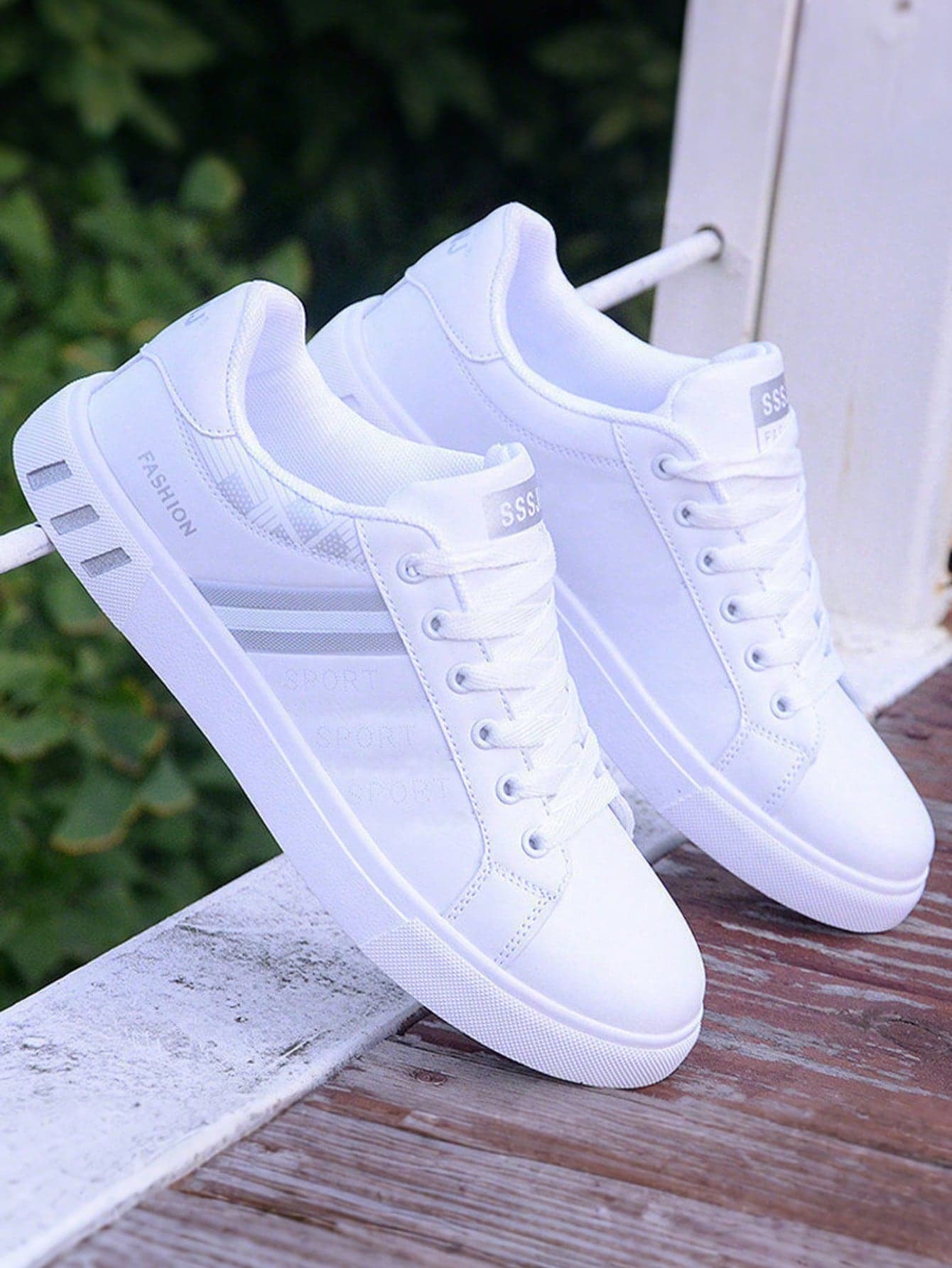 Flipark Men's Striped Lace-Up Skate Shoes - Durable PU Leather Upper, Breathable Fabric Lining, Cloth Insole, Non-Slip PVC Sole, Round Toe Design, Suitable For Outdoor Casual Wear In Autumn, Spring, Summer, Winter