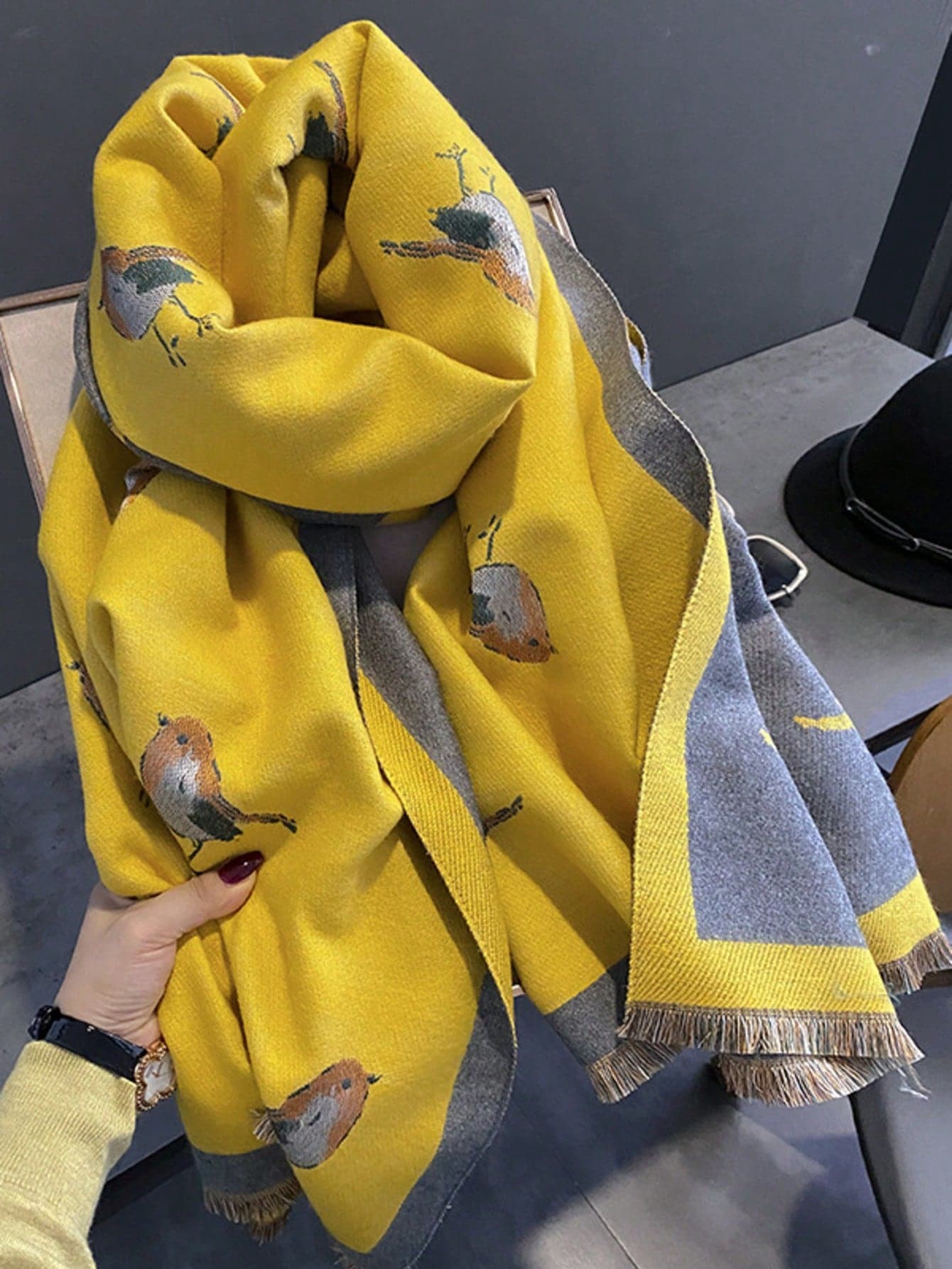 1pc Reversible Yellow Bird Print Scarf, Warm & Versatile Shawl/Wrap For Women, Suitable For Winter, Korean Style For Dress