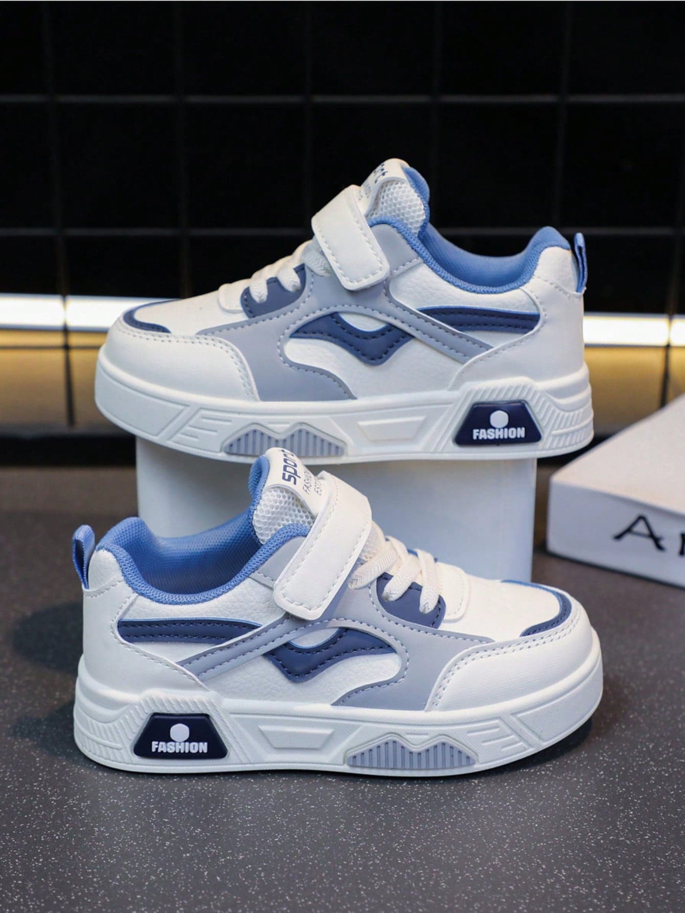 1 Pair Back To School Fashion Casual Kids Skateboard Sneakers, Comfortable And Lightweight, Suitable For Multiple Occasions