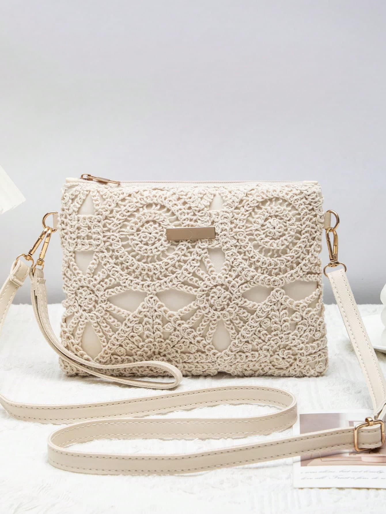 Mini Beach Bag With Wrist Strap Coin Purse Shoulder Crossbody Bag For Women, New Versatile Small Shoulder Bag Wholesale,Straw Bag