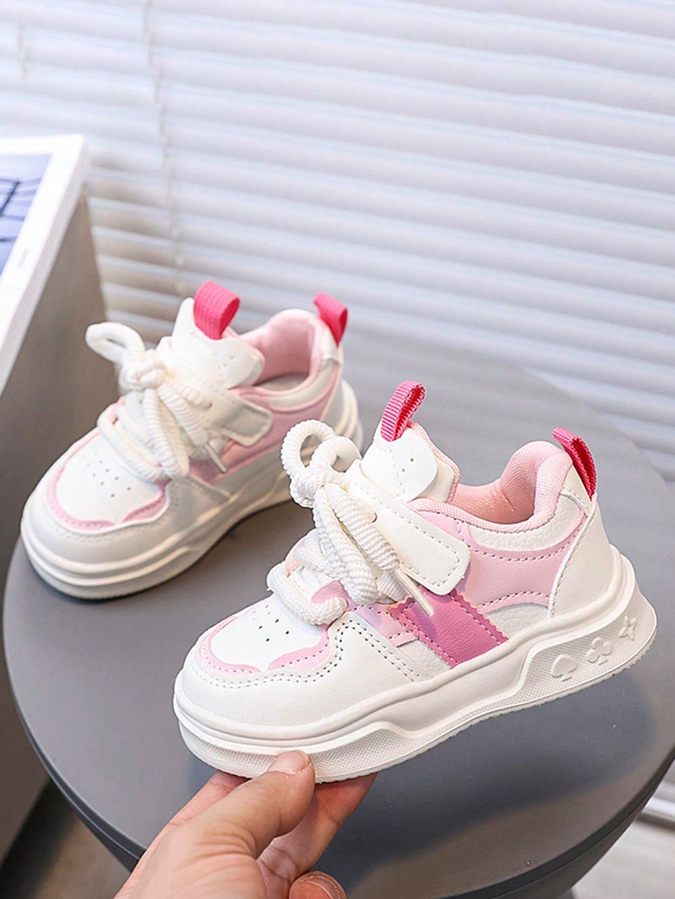 2025 Autumn New Korean Style Soft Sole Girls' Sneakers, Anti-Slip Comfortable Kids Casual Shoes