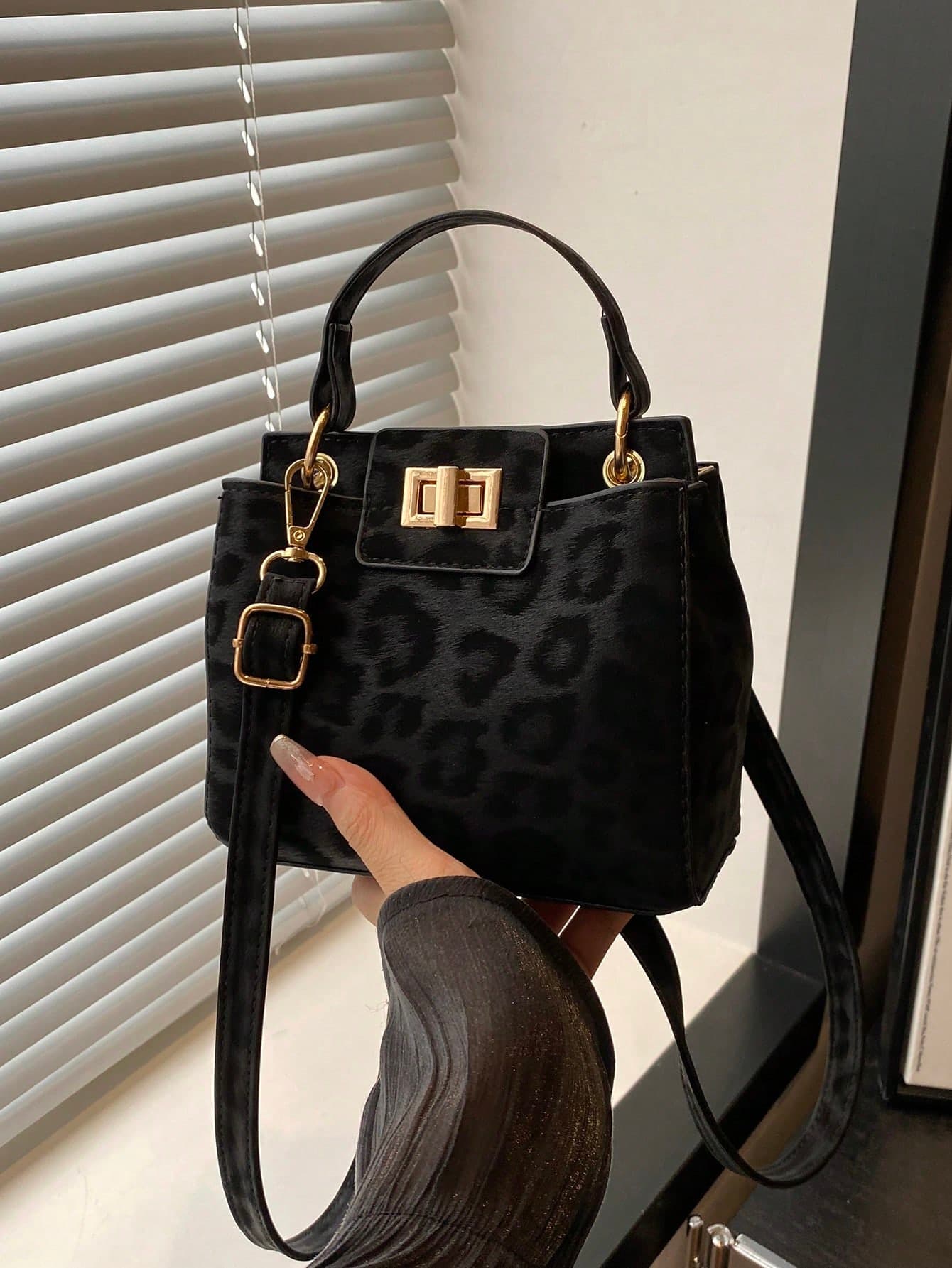 New Fashion Casual Lockable Handbag, Suitable For Parties, Outings, Shopping And Daily Use, Can Store Coins, Phones, Also Suitable As A Work Bag For White-Collar Workers, College Students And Office Workers, Elegant Ladies Bag , New Year