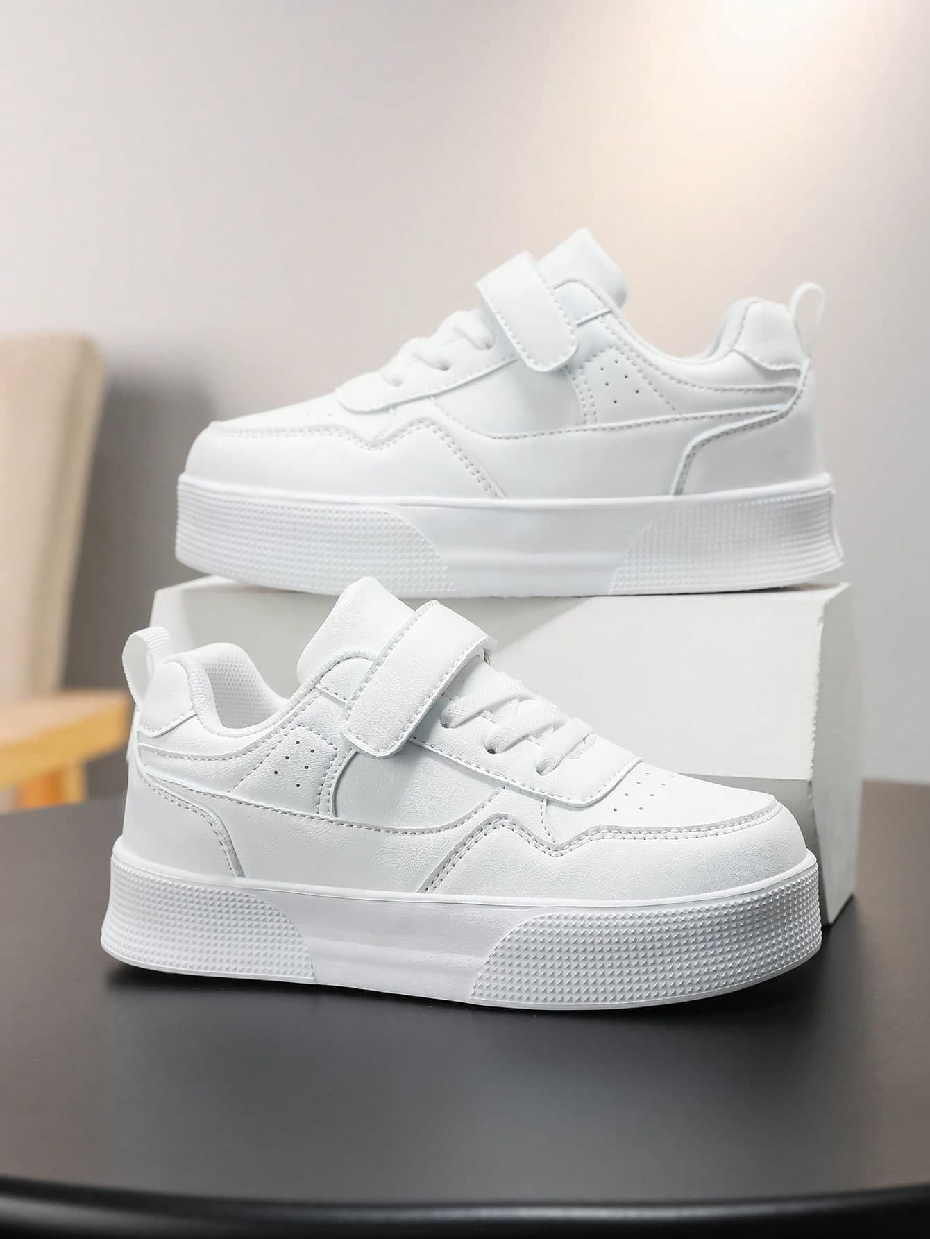Kids White Thick Sole Sneakers, Hook And Loop Design Easy On/Off Casual Trainers, Suitable For Daily Wear & Outdoor Sports, Boys & Girls