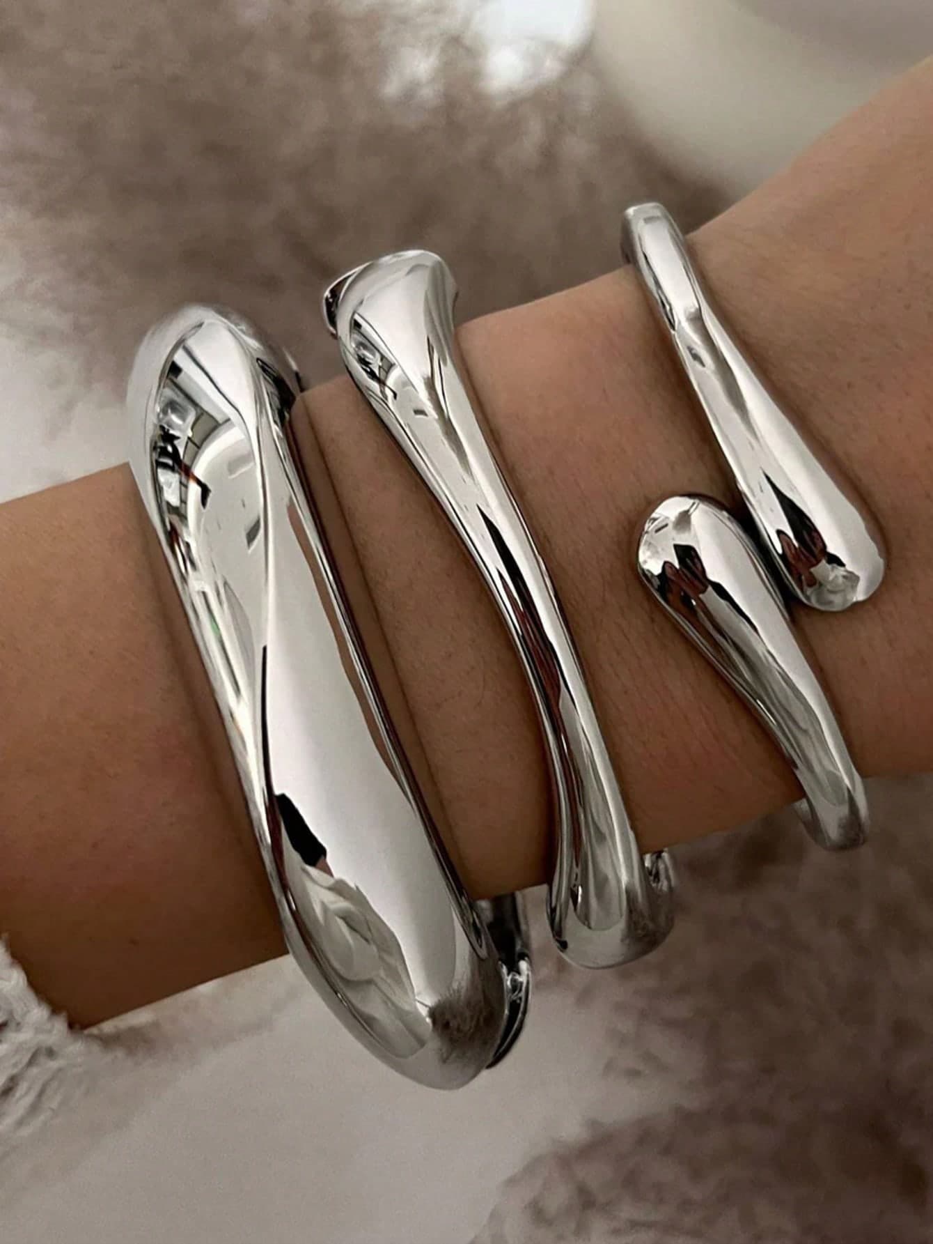 1/3pcs Punk Vintage Coin Minimalist Asymmetrical Water Drop Geometric Silver Metal Bangle Bracelet Set, Suitable For Women, Thick Heavy-Duty Smooth Finish Zinc Alloy Material