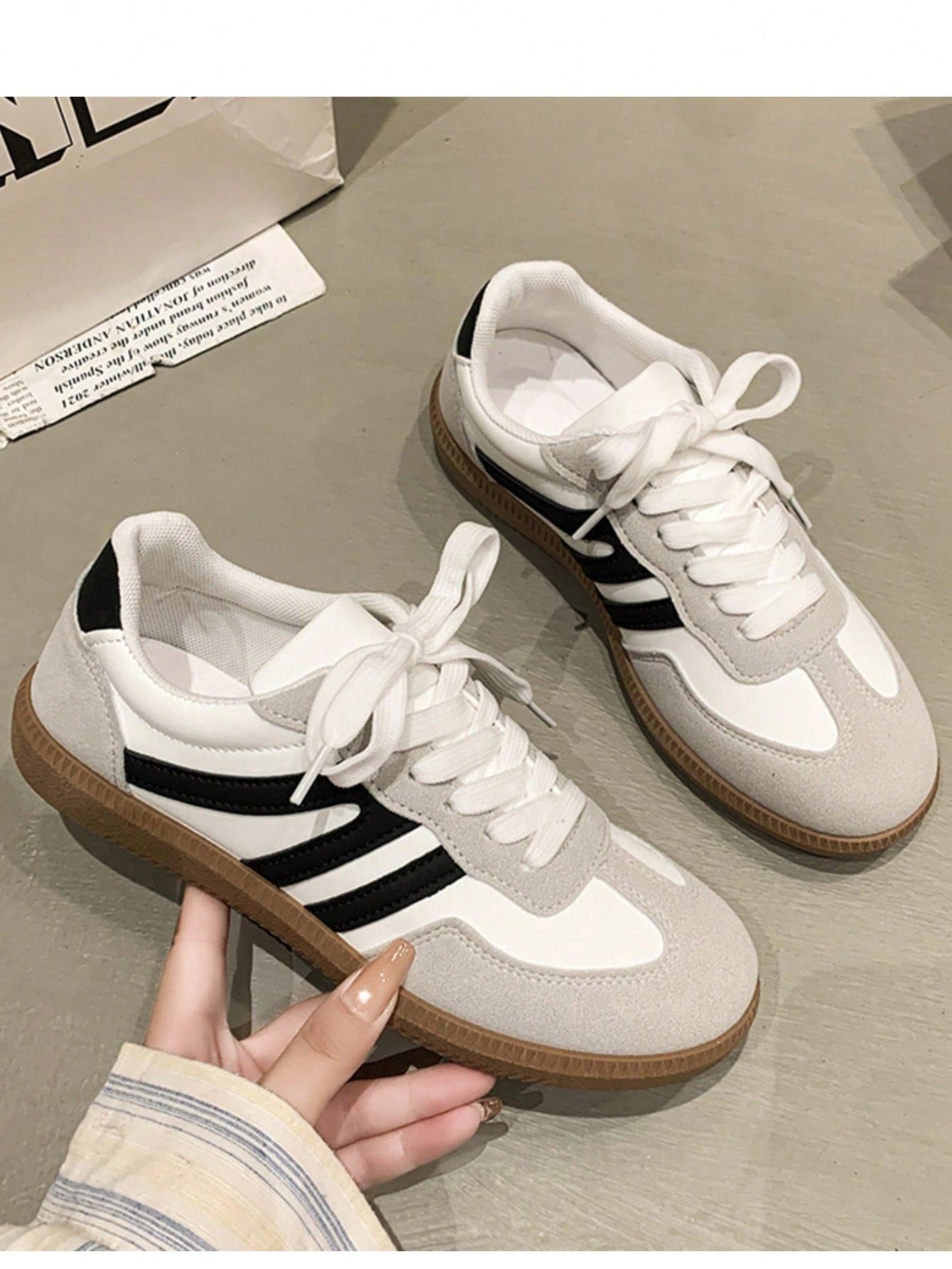 Plus Size Women's Summer Casual Flat Soft Bottom Non-Slip Patchwork Outdoor Sports Shoes, Lightweight Spring/Autumn Student Sneakers