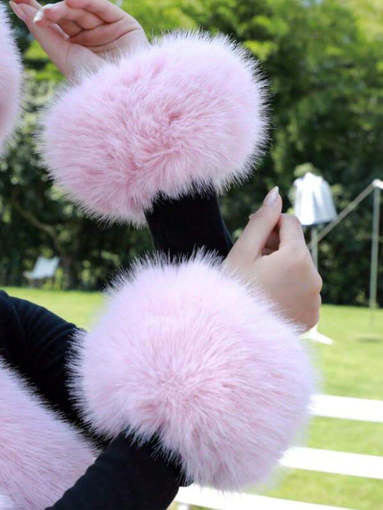 1 Pair Faux Rabbit Fur Wrist Cuffs Arm Warmers Decorative Accessory For Women
