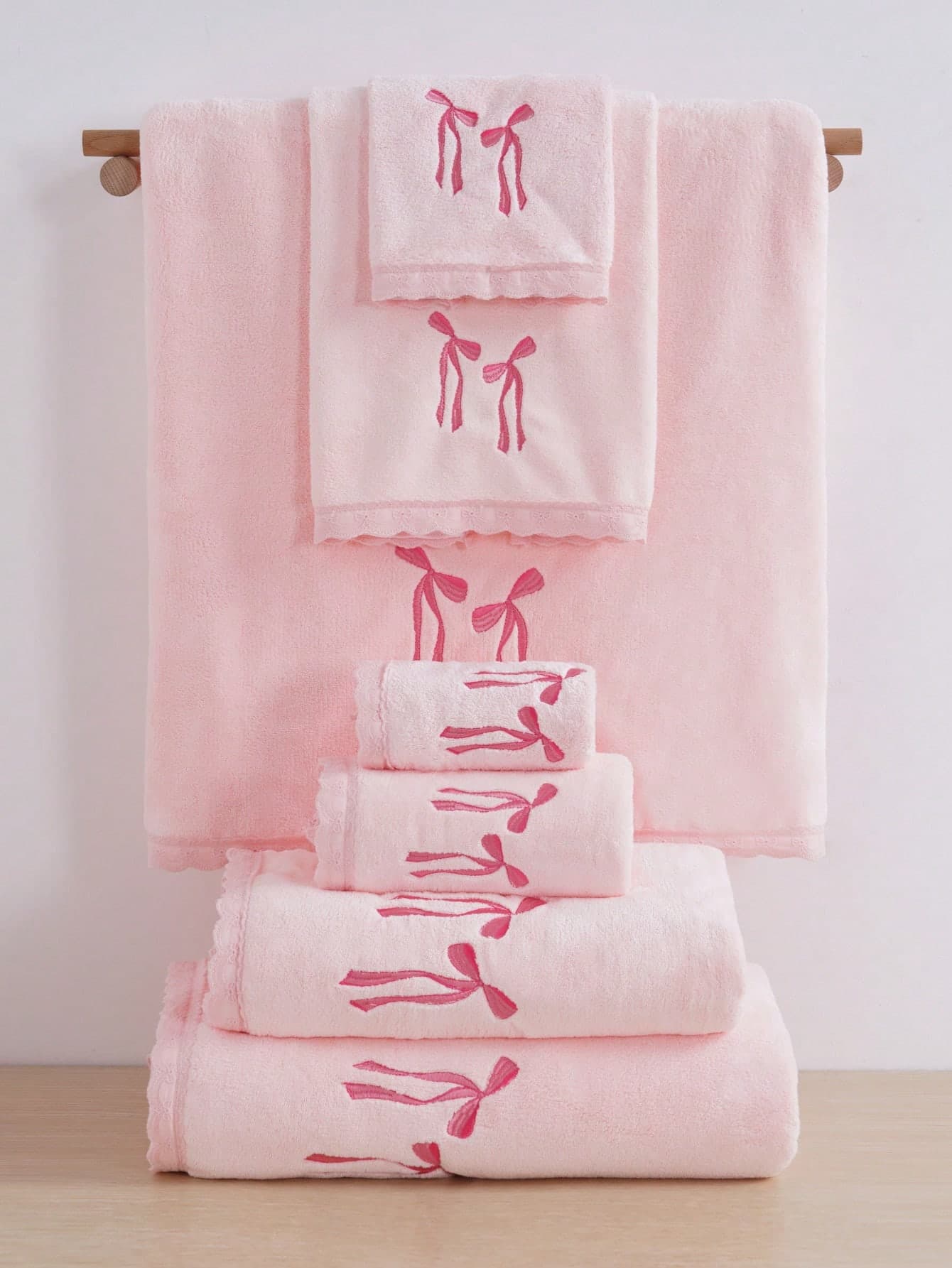 1/3pcs Optional Coral Fleece Embroidered Bow Lace Microfiber Bathroom Towel Or 1pc Towel Fashionable Style Home Hand Towel Bathroom Bath Towel Soft Skin-Friendly Bathroom Face Towel Suitable For Bathroom, Hotel, Back To School, Home Essentials, Towel, Skin Care