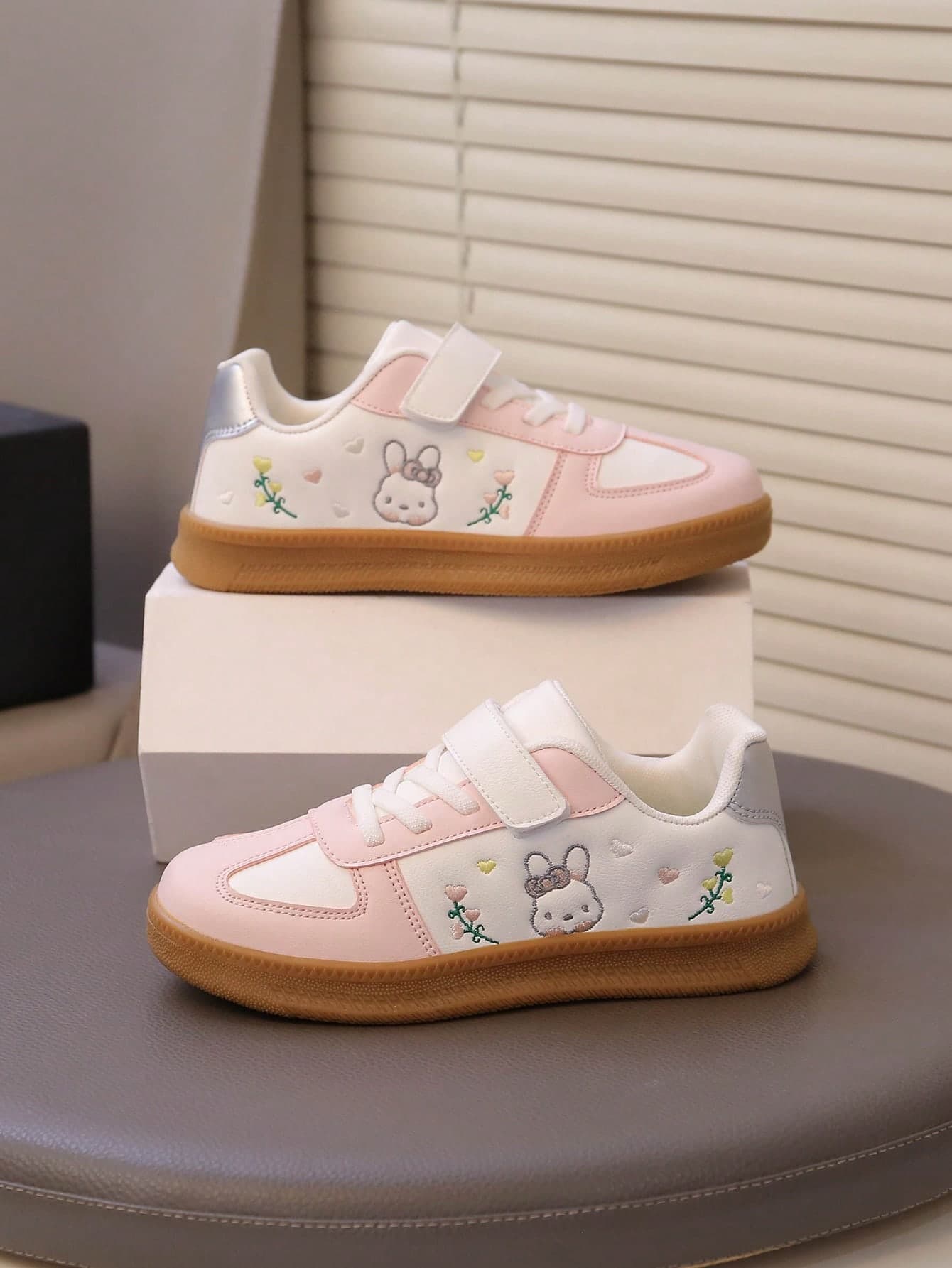 1 Pair New Embroidered Girls/Kids Casual Sneakers, Fashion Versatile Shoes