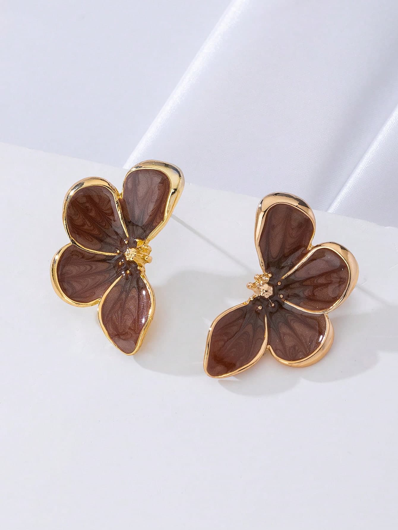 1 Pair Handpainted Enamel Drip Oil Golden Earrings, Surprise Gift For Daily Wear, Birthday, Mother's Day, Girlfriend Or Daughter