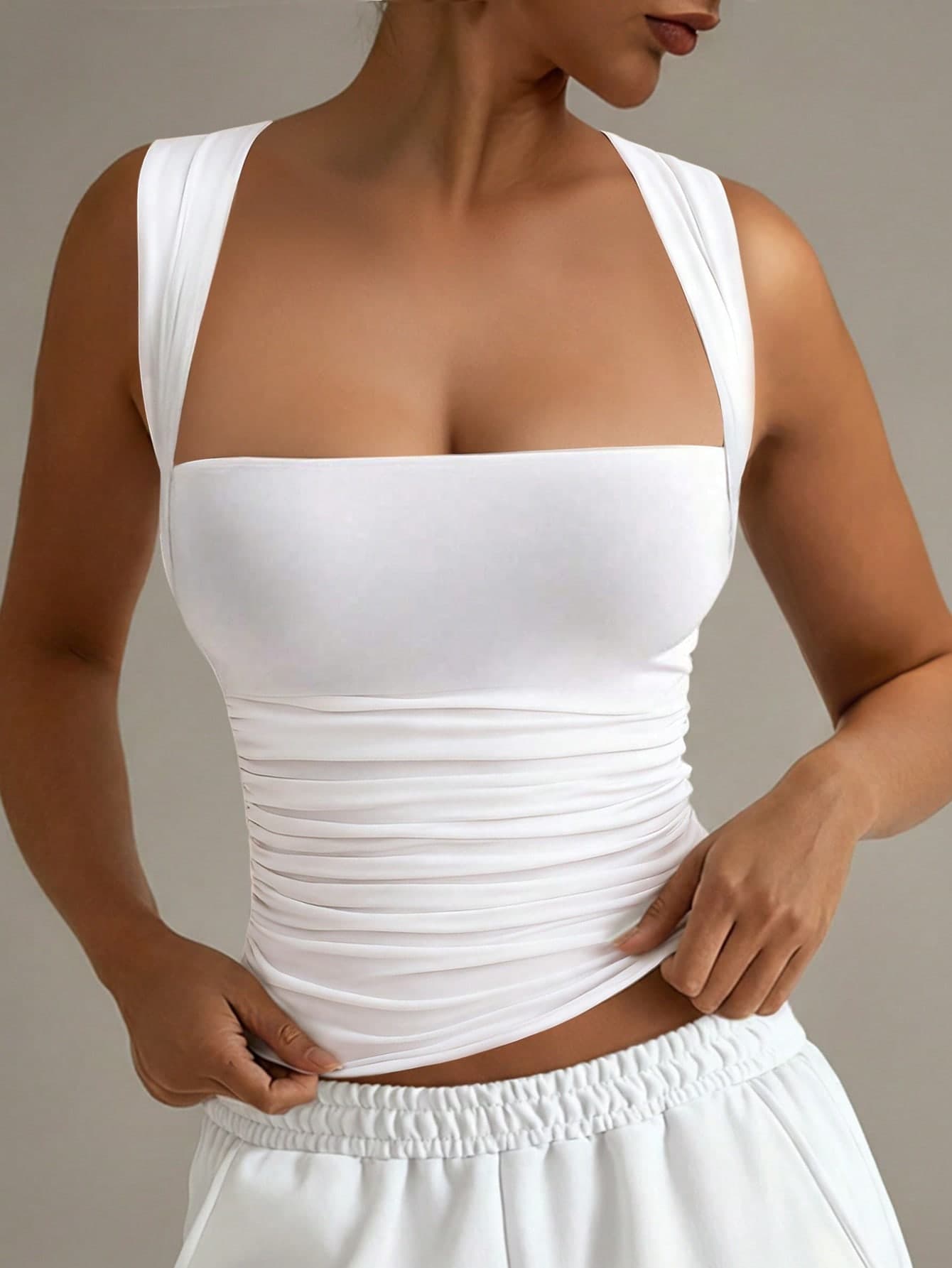 XLLAIS Fashionable Collared White Casual Vacation Fitted Tank Top, Suitable For All Seasons Summer