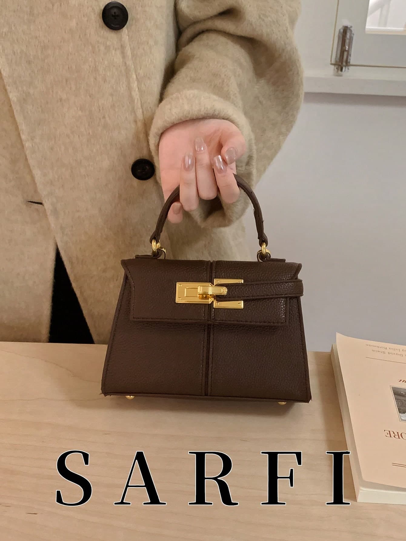 Modern Fashion Women Handbag With Decorative Shoulder Strap Minimalist Gold Metal Decor Adjustable & Detachable Strap Crossbody Bag