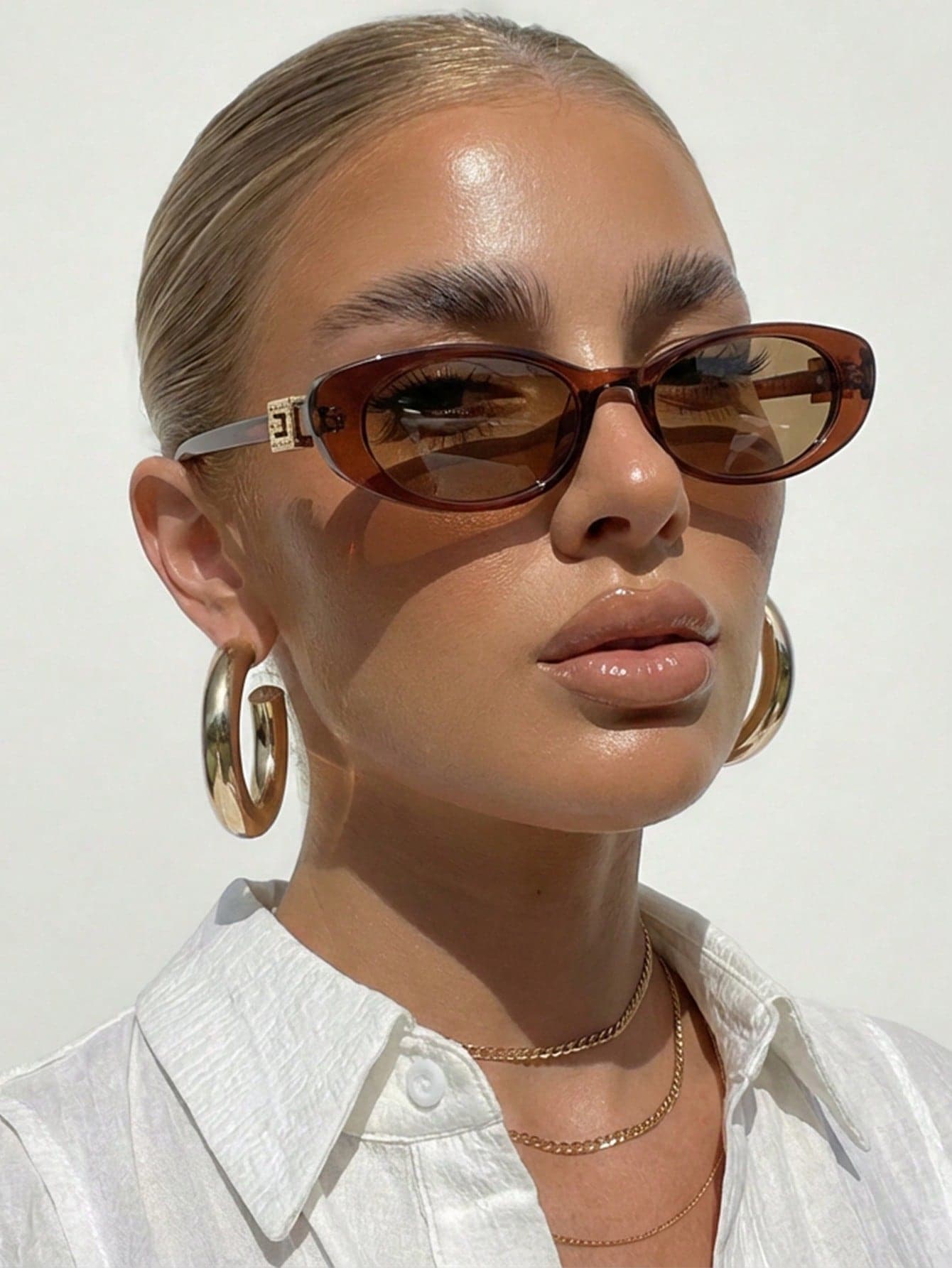 1 Pair Women's Cat Eye Small Frame Personalized Vintage Decorative Street Style Posing High-End Fashion Glasses