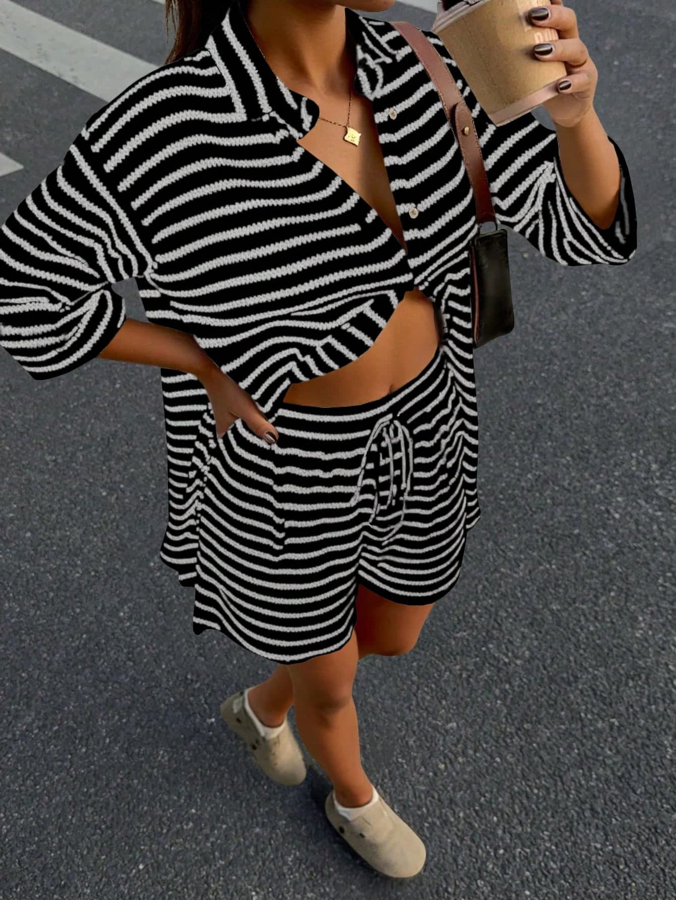 2pcs Women's Casual Comfortable Striped Short Sleeve Shirt And Loose Striped Shorts Set, Suitable For Daily Wear, Beach Vacation, Summer Music Festival, Elegant And Romantic Minimalist Style