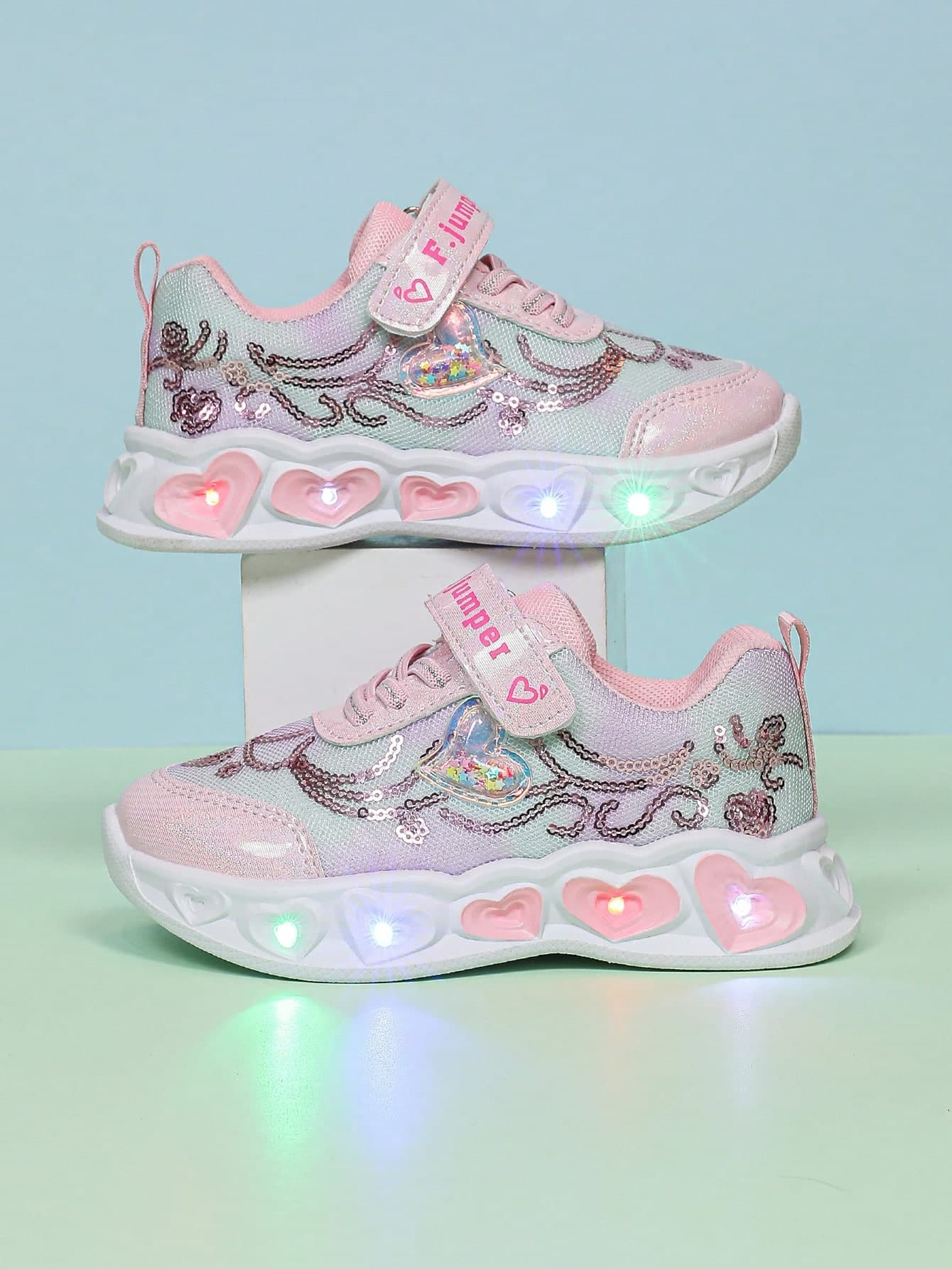 1 Pair Stylish LED Illuminated Breathable Mesh Sneakers, Suitable For Boys And Girls - Casual, Shock-Absorbing, All-Season Non-Slip Outdoor Running And Walking Shoes