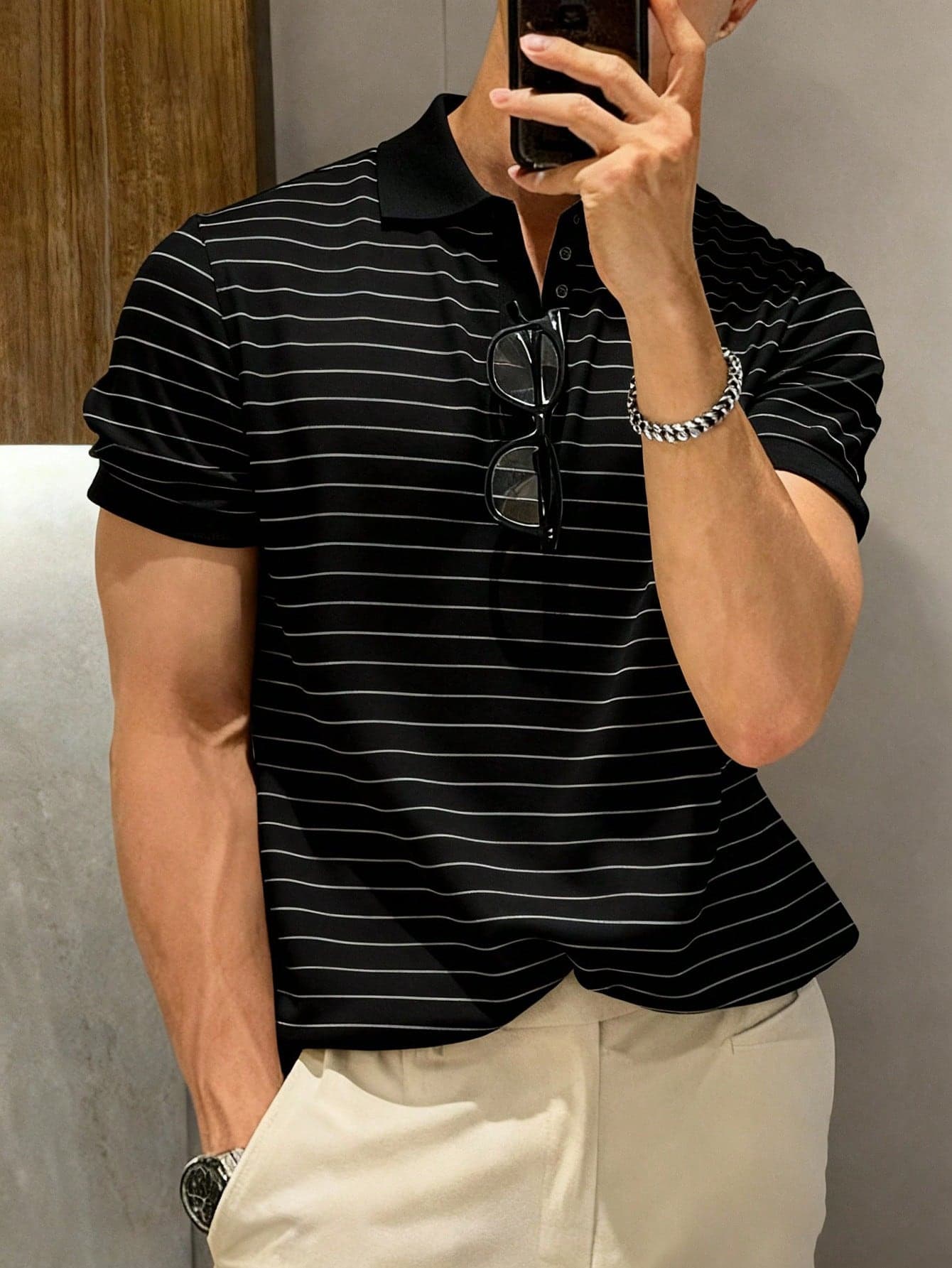1pc Men's Smooth Breathable Polo Collar Short Sleeve Slim Fit Shirt, Black & White Striped, Suitable For Outdoor Sports & Casual Wear