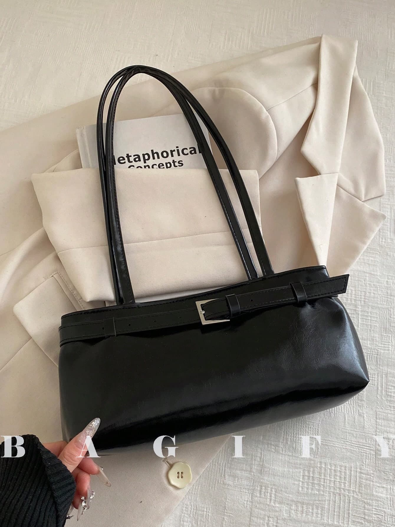 New Fashion Waist Bag With Metal Accessories, Suitable For Parties, Outings, Vacations, Shopping And Daily Use, Can Store Coins, Phones, Also Suitable As A Work Bag For White-Collar Workers, College Students And Office Workers, Elegant Ladies Bag