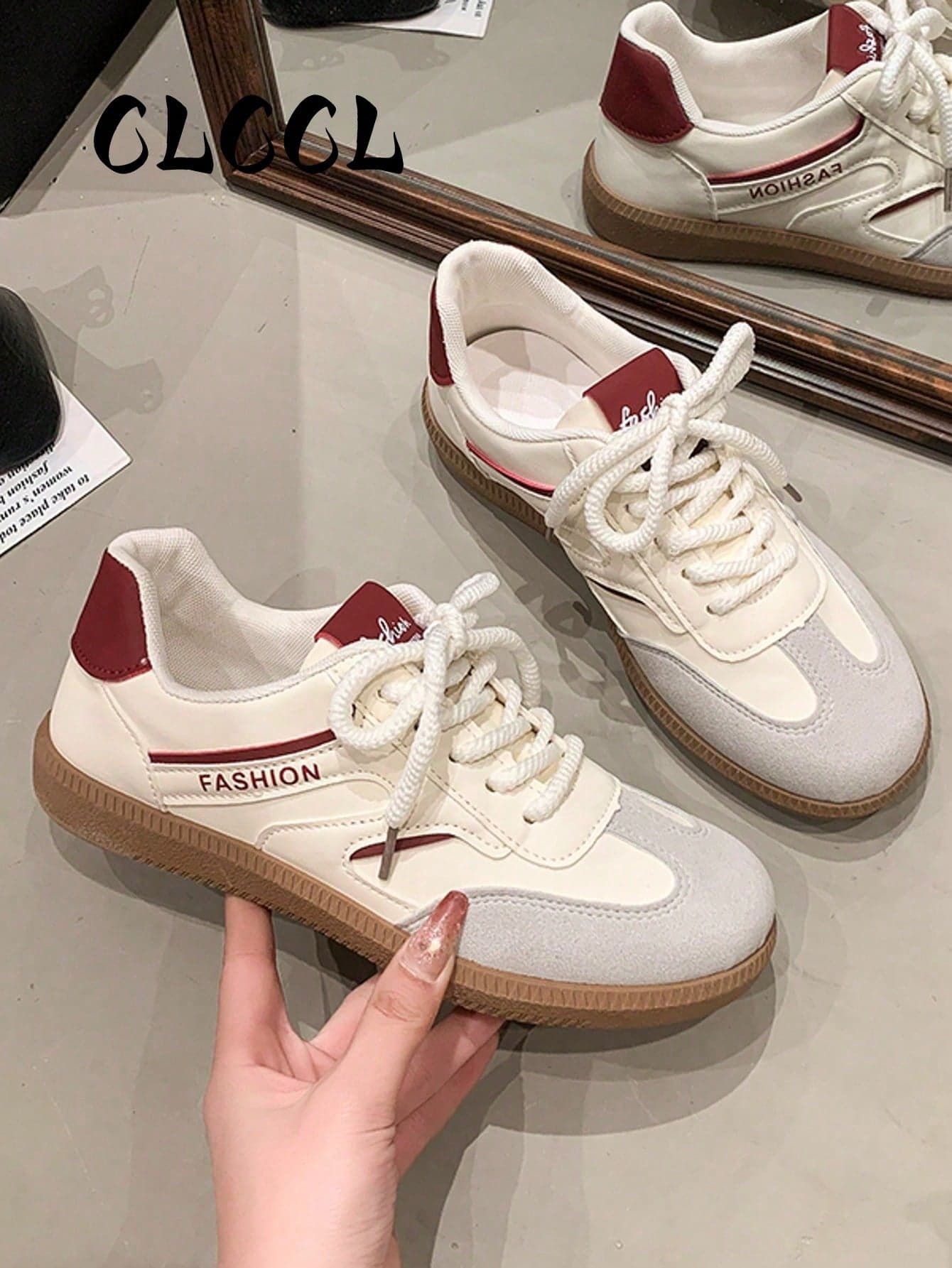 2026 New Women's Flat Casual Sneakers