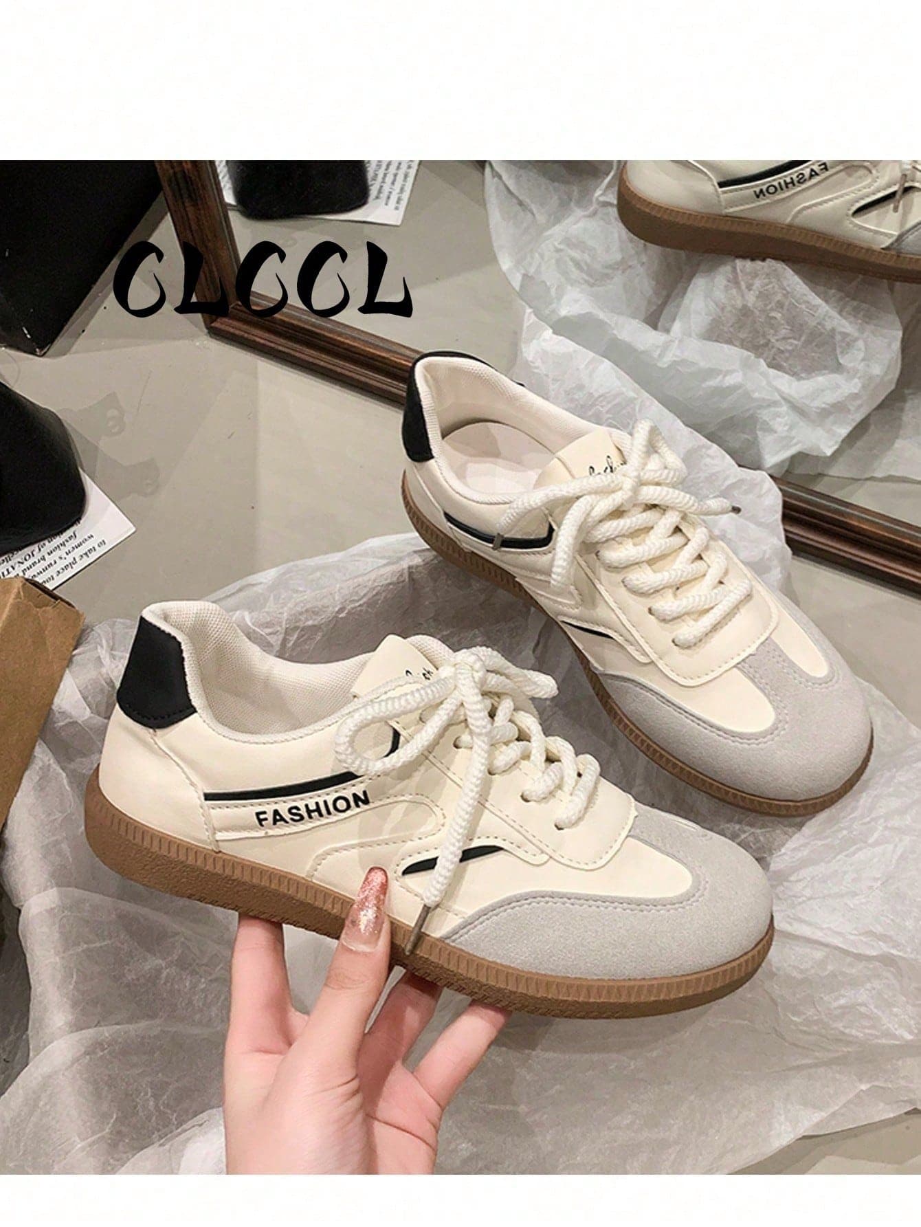 2026 New Women's Flat Casual Sneakers