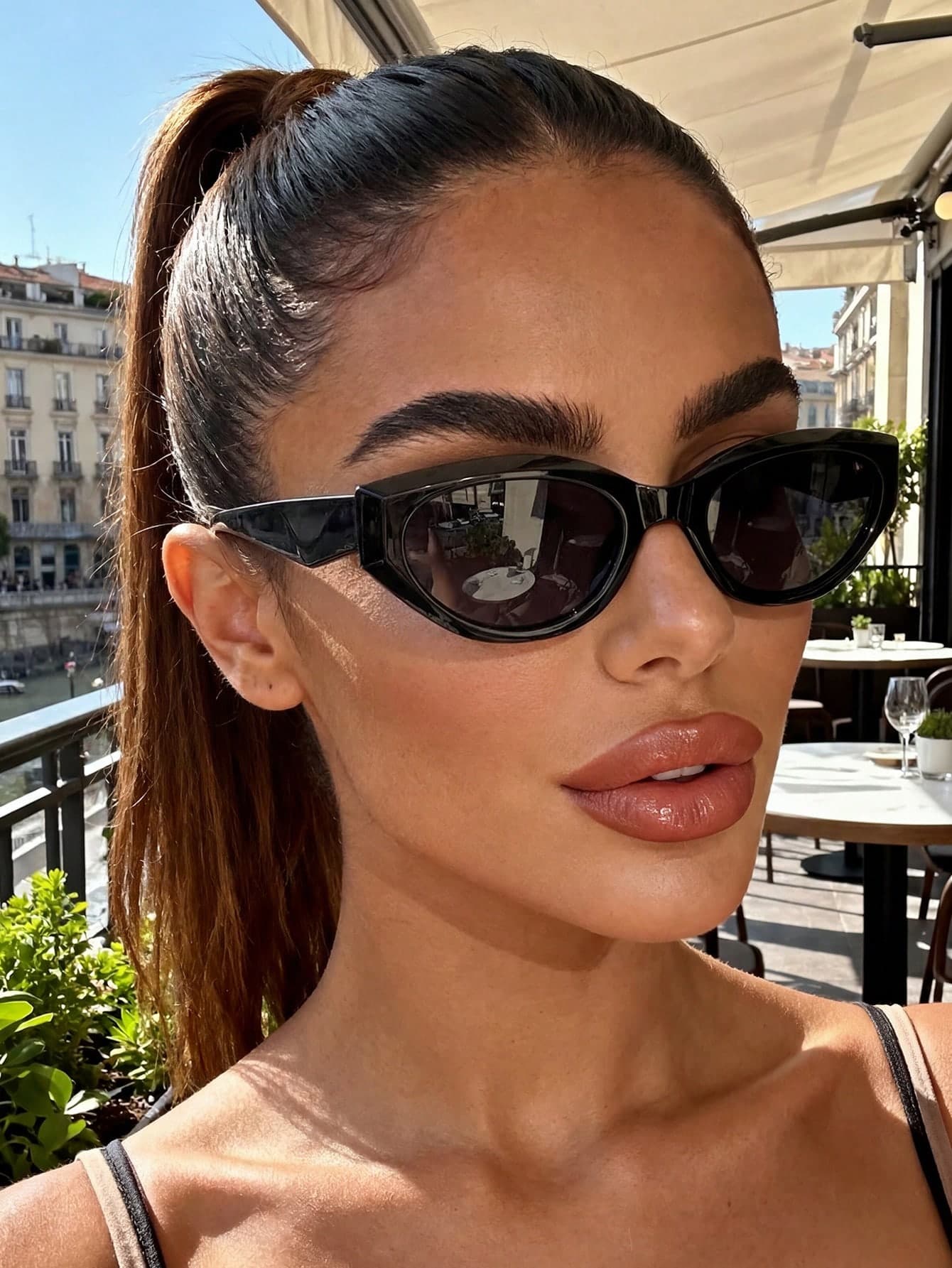 Cat Eye Small Frame Retro Sunglasses, Full Frame Stylish Shades For Sports And Festivals