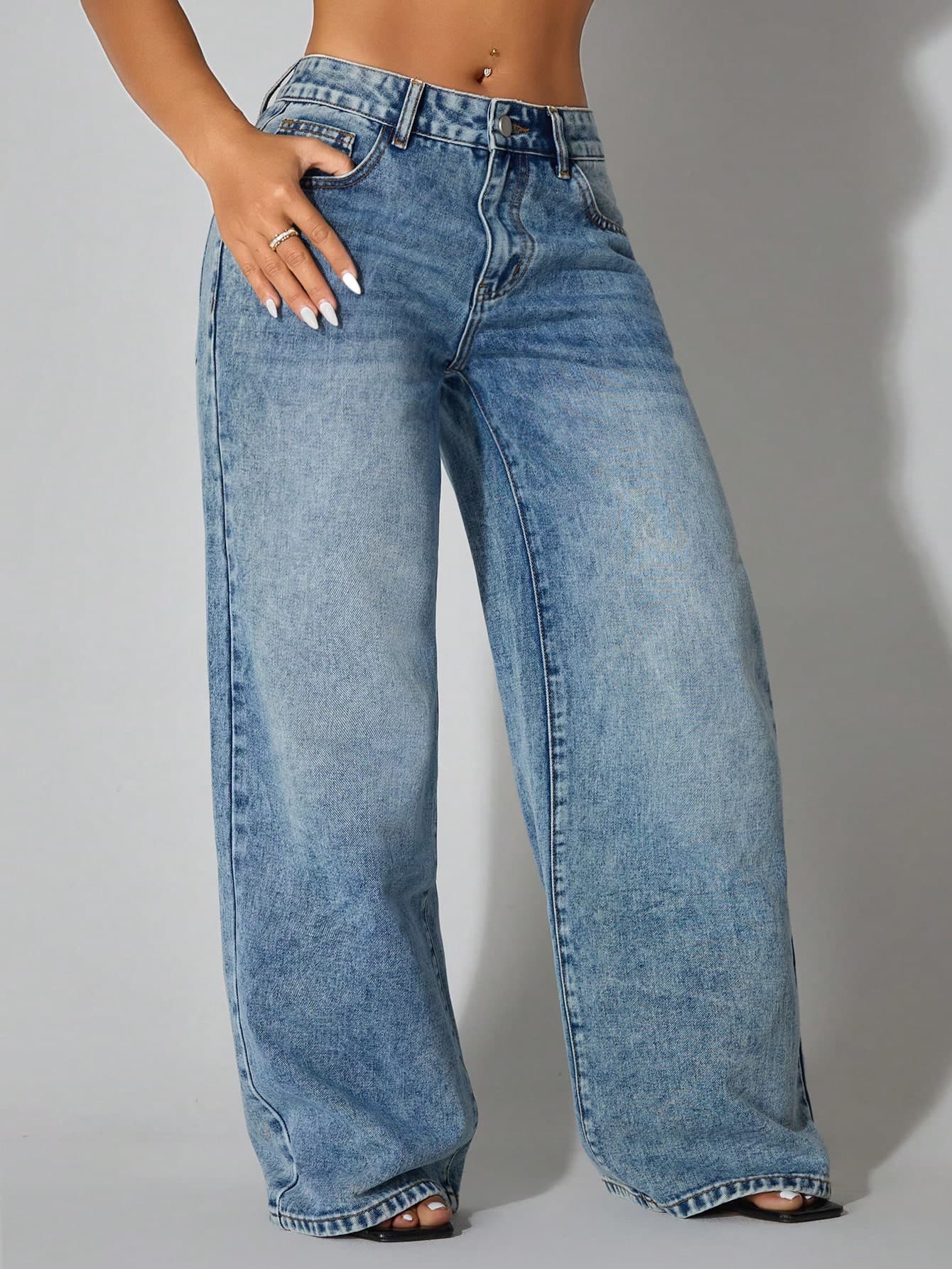 Low Waist Wide Leg Casual Blue Side Pockets Curved Women Jeans, Autumn Clothing