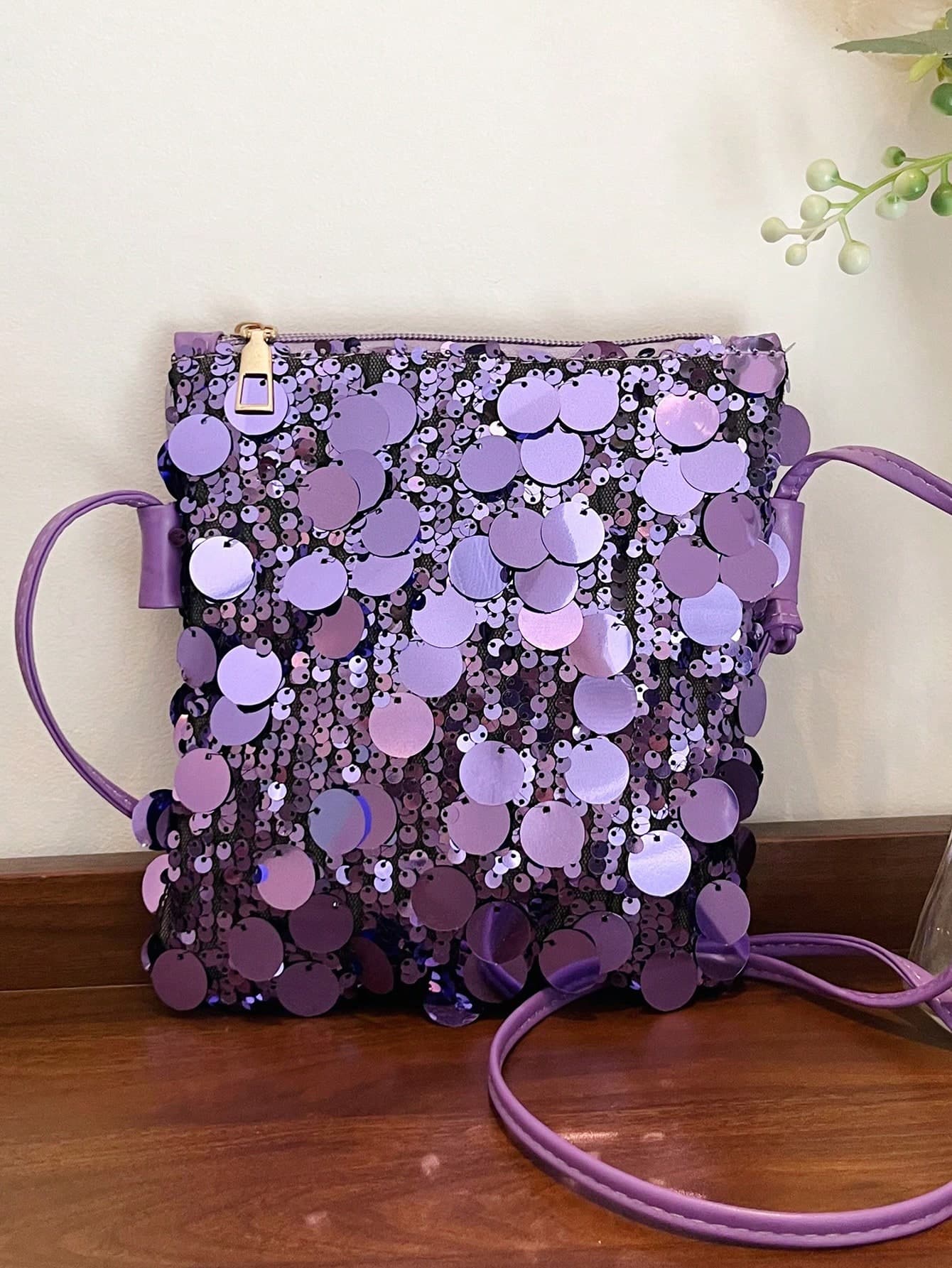 1pc Quilted Open-Close PVC Sequin Small Square Bag, Fashion Shiny Sequin Coin Purse Phone Bag, Women's Party Event Bag, New Stylish Chain Crossbody Bag, Shiny Glitter Chic Shoulder Bag, Suitable For Women To Attend Banquets And Parties , Purple