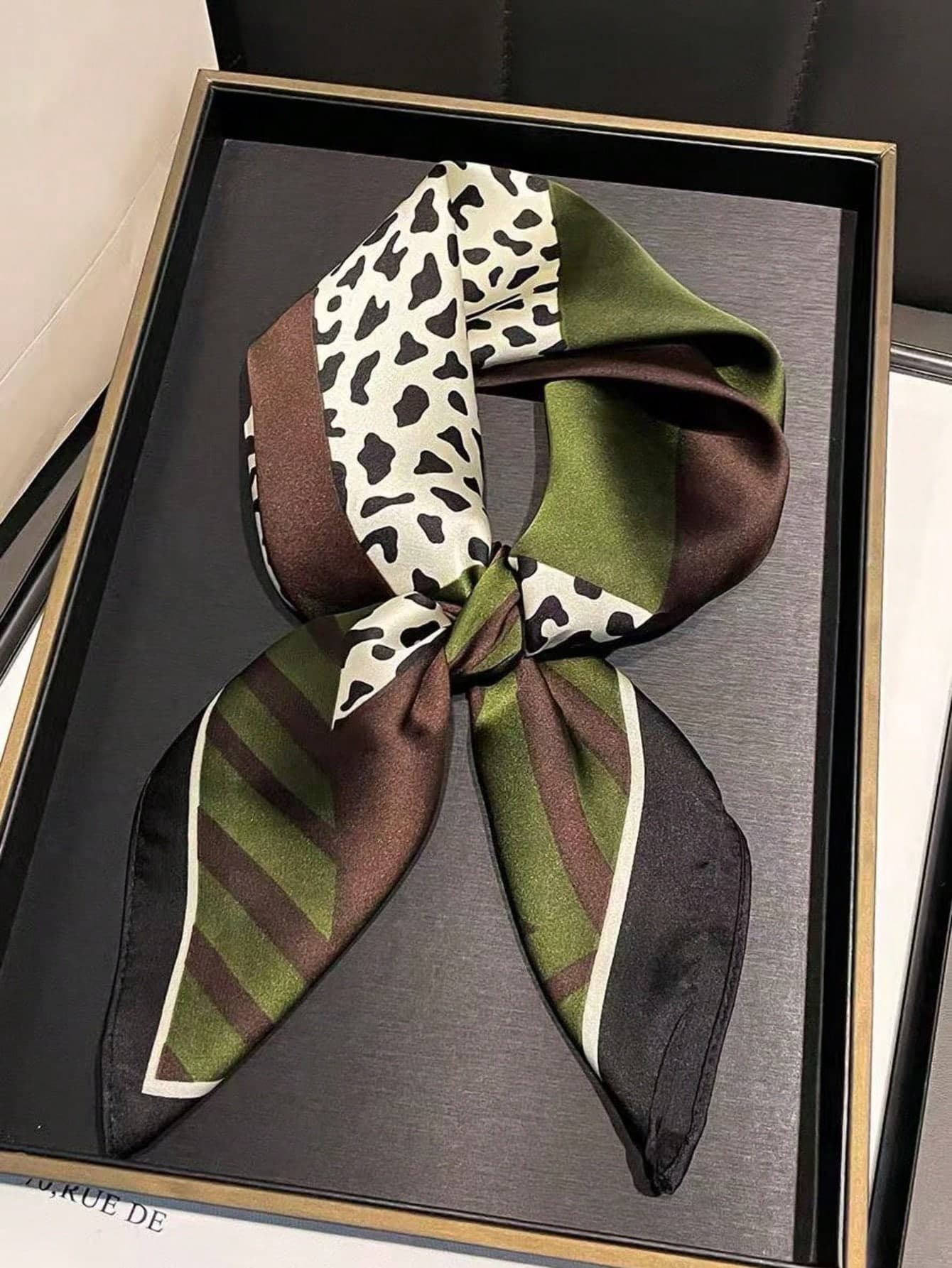 1pc Luxury Brand Leopard Print Silk Feel Scarf, Versatile Decorative Small Scarf For Women