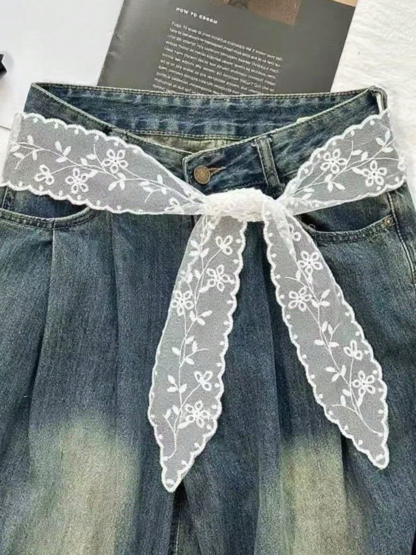 1pc Women's Lace Belt, Versatile Denim Accessory, Can Be Used As Scarf Or Waist Belt, Fashion Long Scarf Belt, Floral Lace Trim Scarf, Lace Headband Neck Scarf, Lightweight Embroidered Lace Scarf, Elegant Lace Waist Decor, Women Accessory