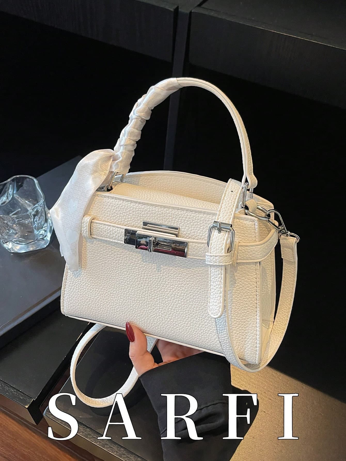 Simple And Elegant Solid Color Women's Handbag With Metal Strap Decoration; High-End Silk Scarf On Lychee Patterned Fabric Shoulder Bag,