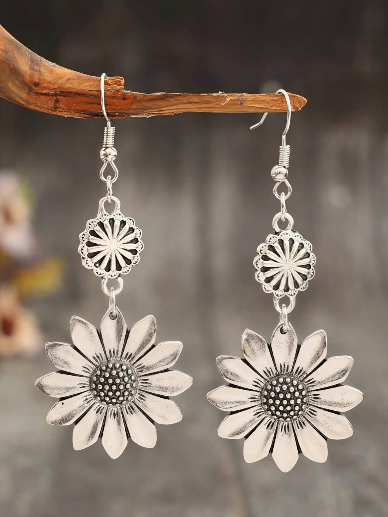 1 Pair Vintage Bohemian Sunflower Pendant Earrings, Creative Western Floral Design, Women Earring Decoration, Gift