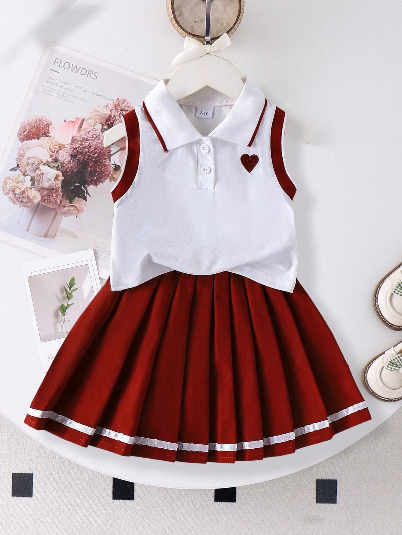 2pcs Girls' School Sports Heart Embroidery Sleeveless Polo Top And Pleated Skirt Set, Summer