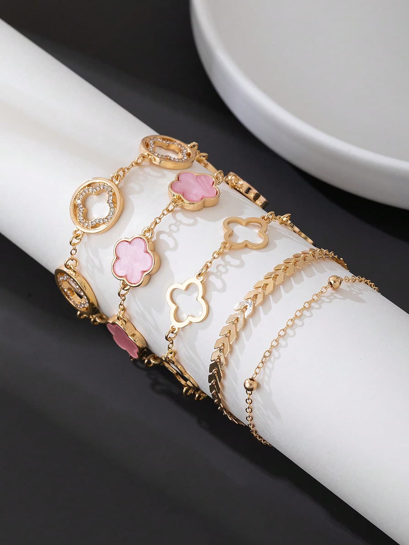 5pcs/Set Classic Hollow Rhinestone Clover & Airplane Chain Bracelets For Women, Pink Lucky Leaf Versatile Stackable
