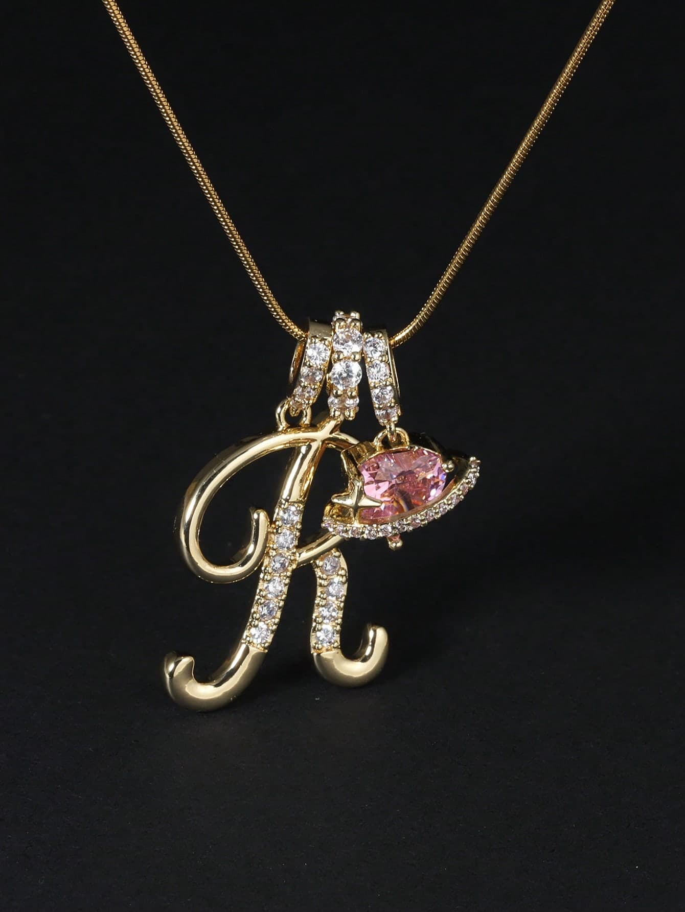 1pc Cubic Zirconia Heart-Shaped Necklace With 26 English Alphabet Design, Classic Vintage Pendant Necklace, Suitable For Daily Wear Or Gatherings, Perfect For Valentine's Day Gift