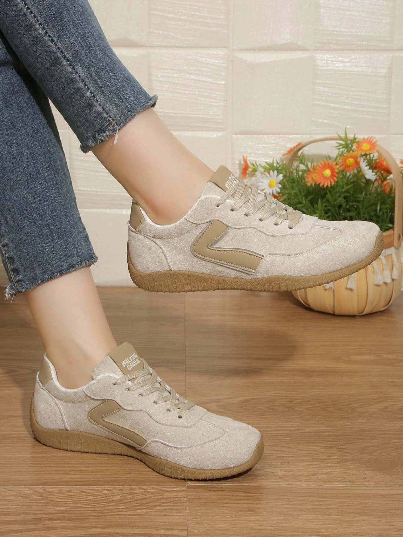 Women's Fashionable Versatile Casual Sports Shoes