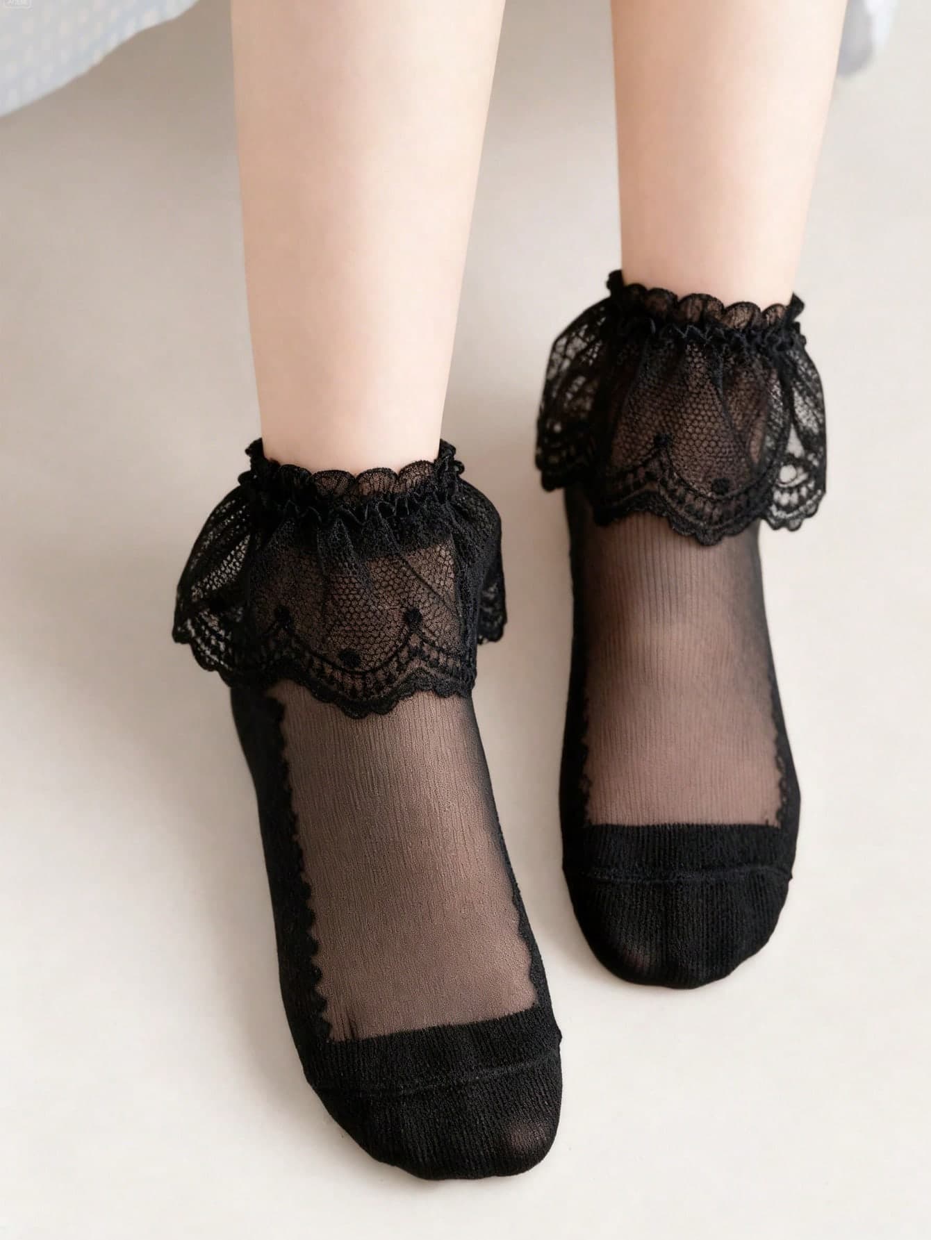 1 Pair Children Lace Trim Sheer Mid-Calf Socks