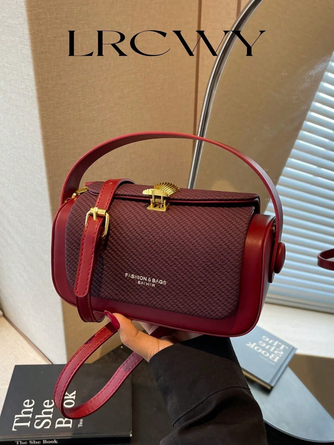 Women's Fashionable Box-Shaped Crossbody Handbag, Elegant Minimalist Design, Versatile, Large Capacity, Burgundy,