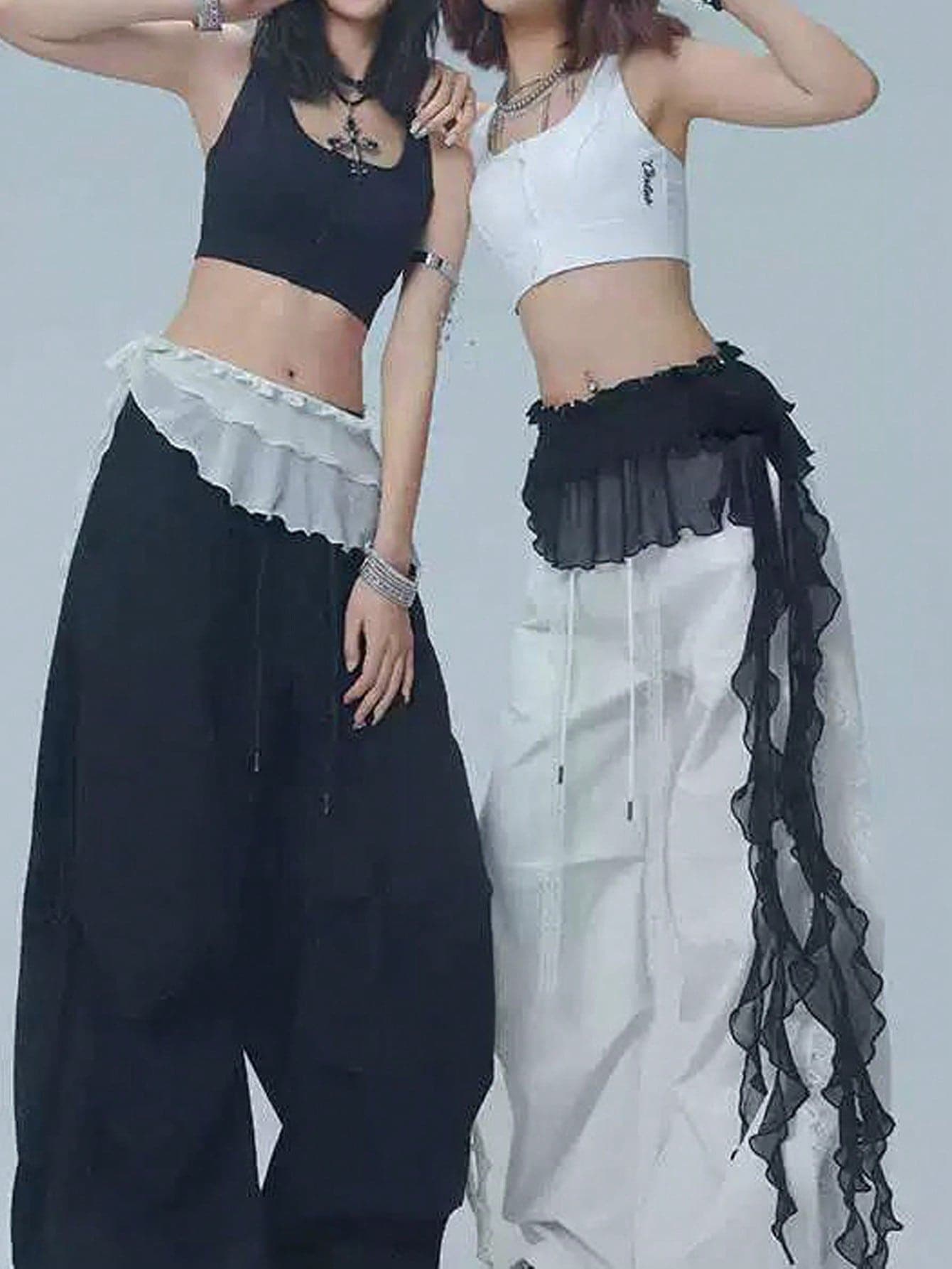 1pc New Chewing Dance Hip Scarf Waist Wrap Pleated Skirt Street Dance Tassel Layered Belt Belly Dance Accessory Butt Cover Mini Skirt American Style For Stage Performance Nightclub Disco Festival Party Occasion Evening Dress Accessory Versatile Hem Ribbon
