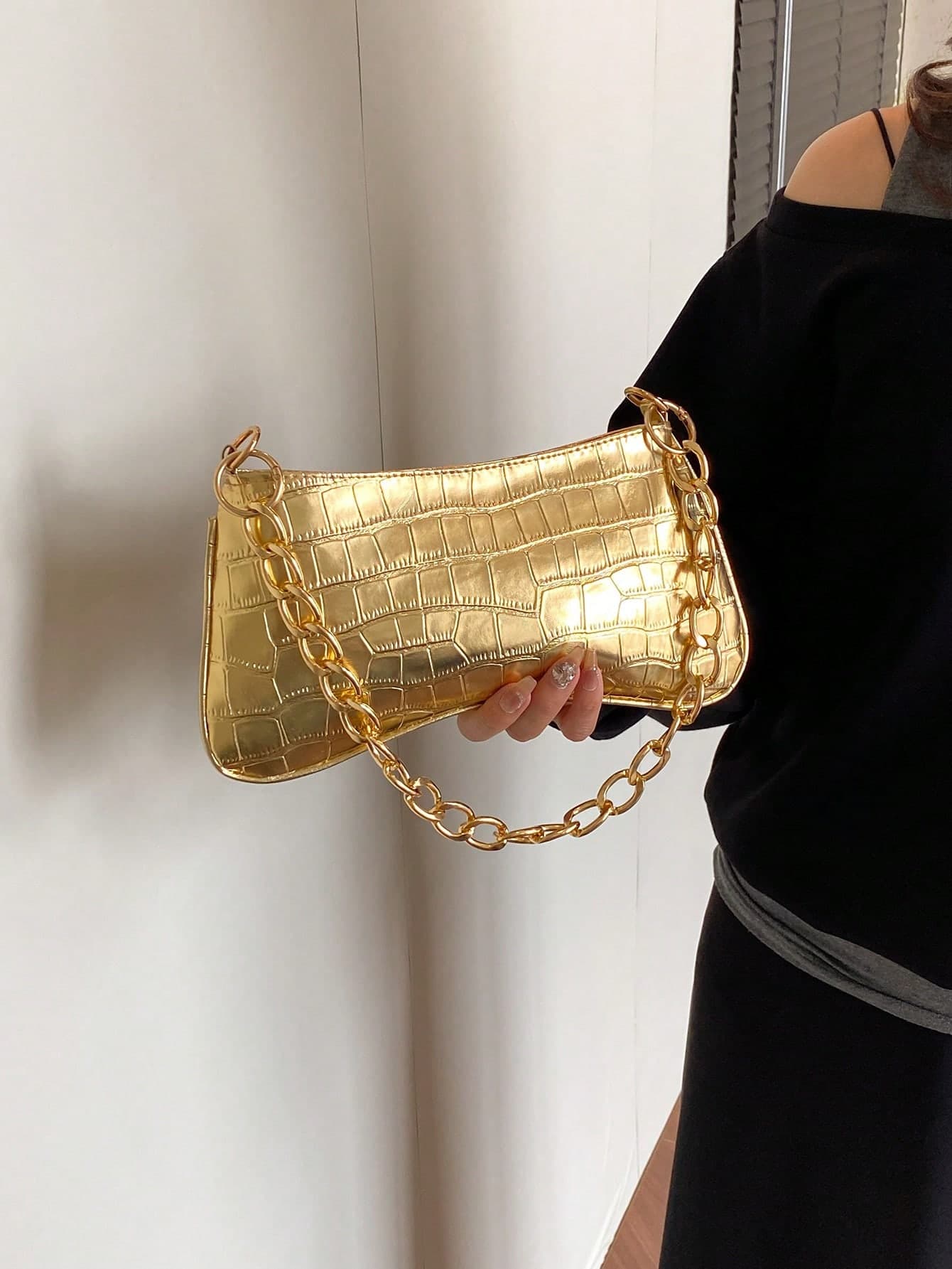 Cravure New Fashion Solid Color PU Leather Underarm Chain Crocodile Embossed Envelope Bag, Gold Chain Bag For Summer
