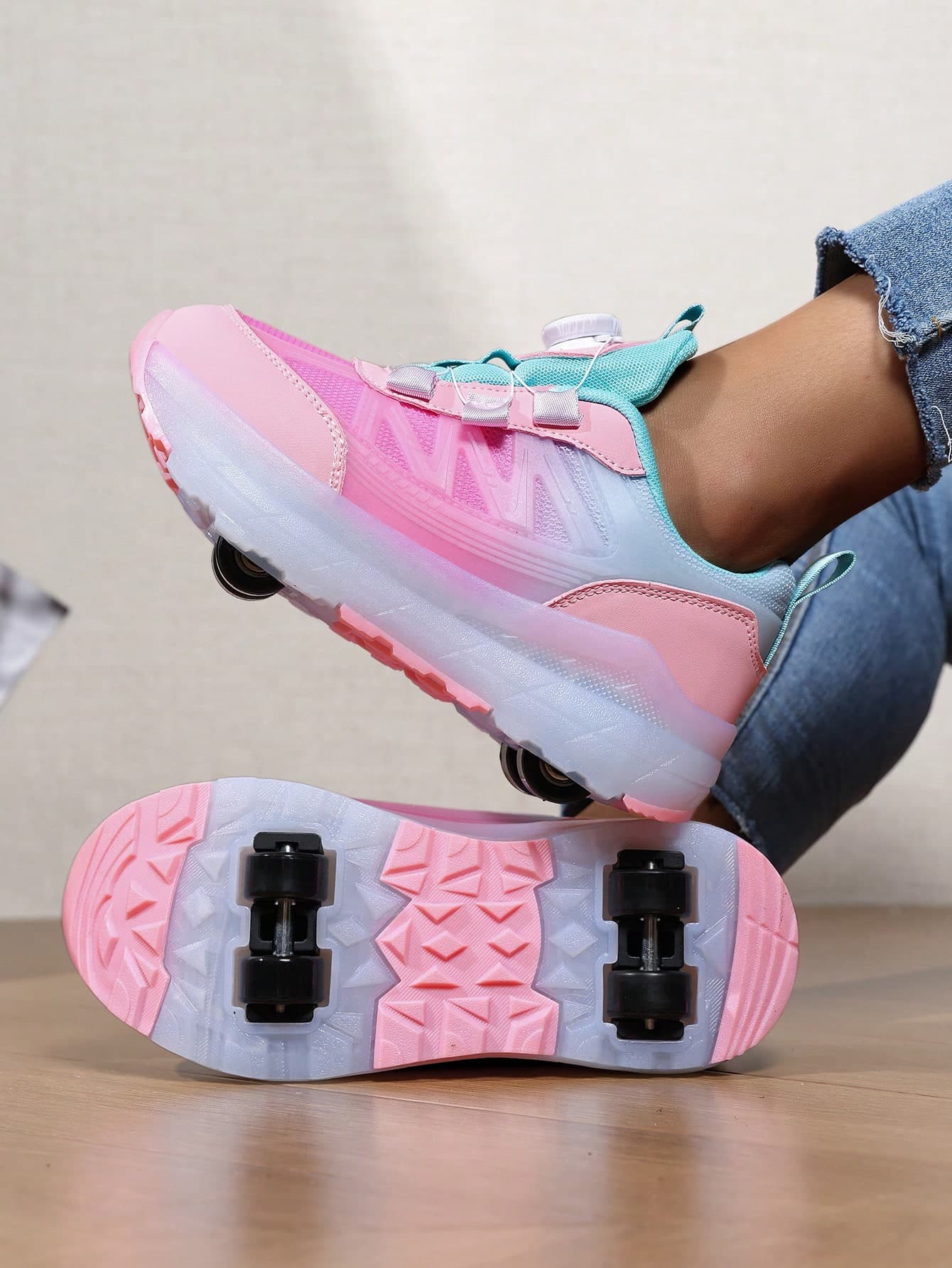 Unisex Kids 4-Wheel Retractable Roller Shoes, Breathable Fabric, Rotating Buckle, No-Tie, PU Thick Sole, Round Toe, Concealable Wheels, Student Commuter Roller Skating Sports Shoes