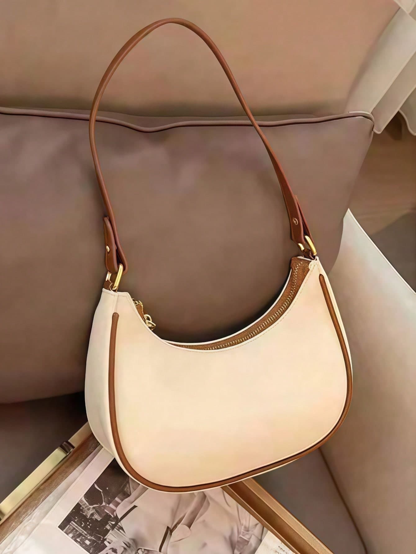Crescent-Shaped Fashionable High-End Women's Shoulder Handbag, Underarm Bag, Small Women's Bag, Women's Underarm Bag, Summer Crescent-Shaped Shoulder Handbag, Crescent-Shaped Ins-Style High-End Women's Essential Travel Bag
