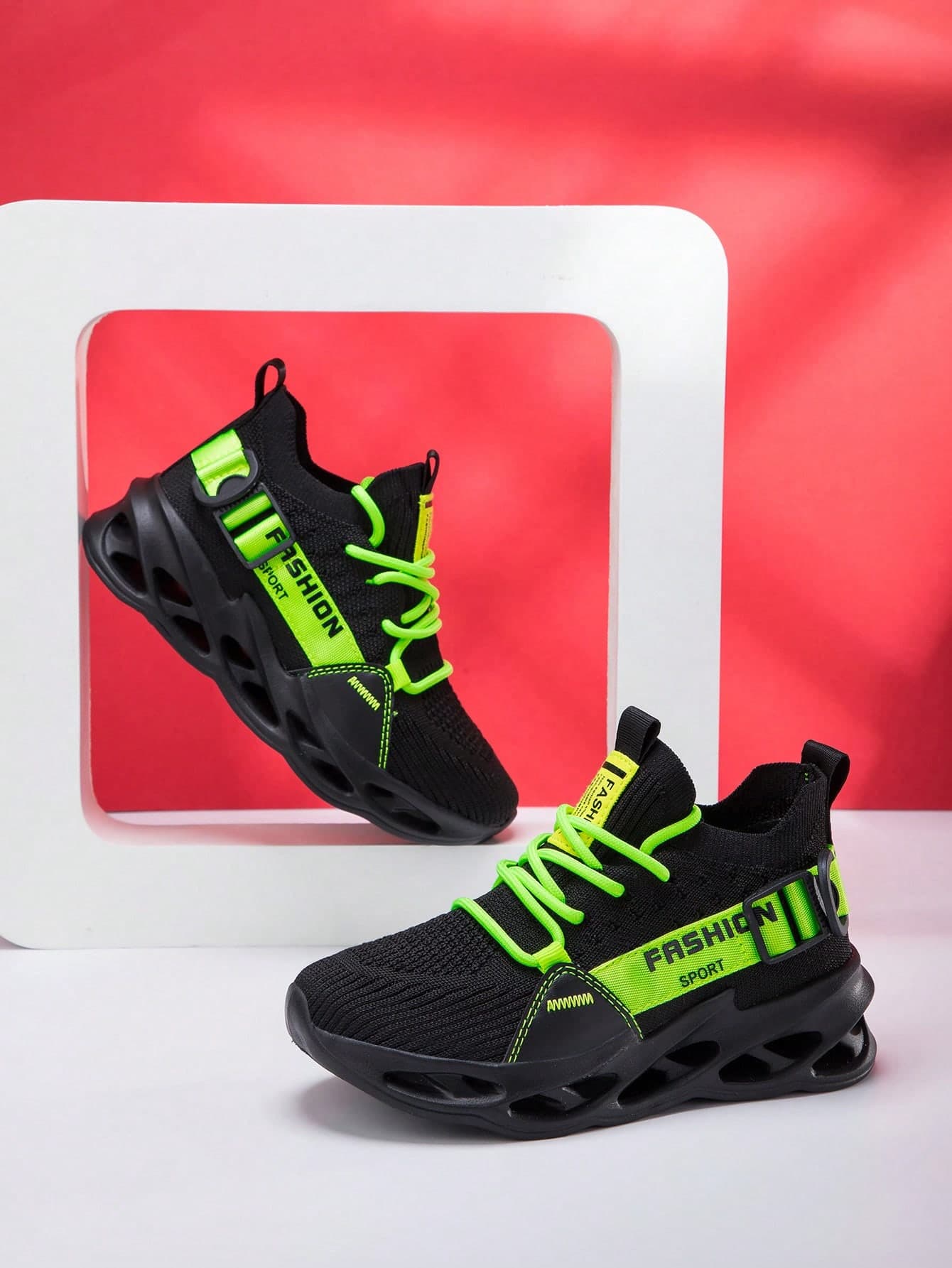 1 Pair Boys' Spring/Summer Comfortable Fashion Lightweight Versatile Casual Shoes, Breathable Soft Sole Outdoor Campus Running Sports Shoes